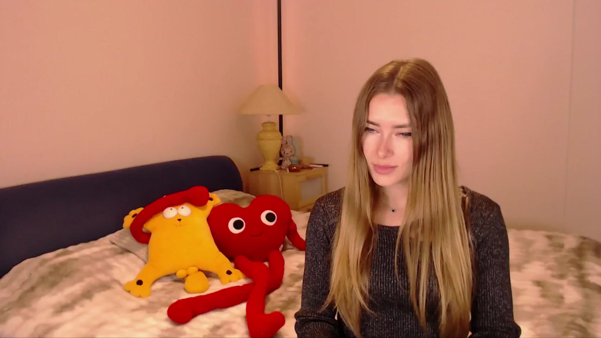 Gallery image thumbnail from SimonsWife's myfreecams stream on, 02/15/2026, 14:22 image 4 of 20