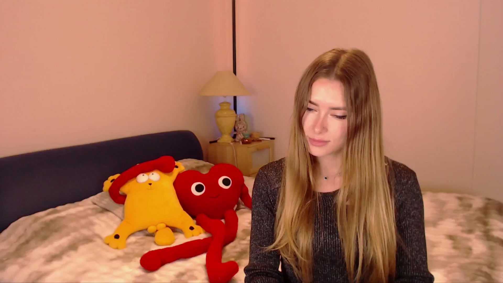 Gallery image thumbnail from SimonsWife's myfreecams stream on, 02/15/2026, 14:22 image 11 of 20
