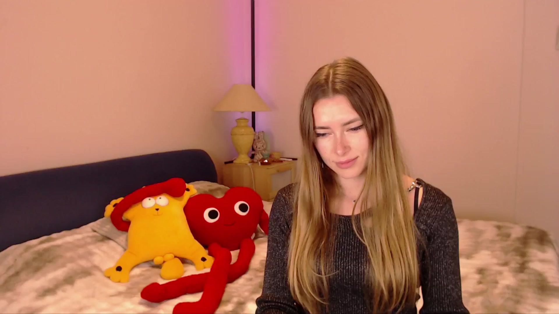 Gallery image thumbnail from SimonsWife's myfreecams stream on, 02/15/2026, 16:06 image 2 of 20