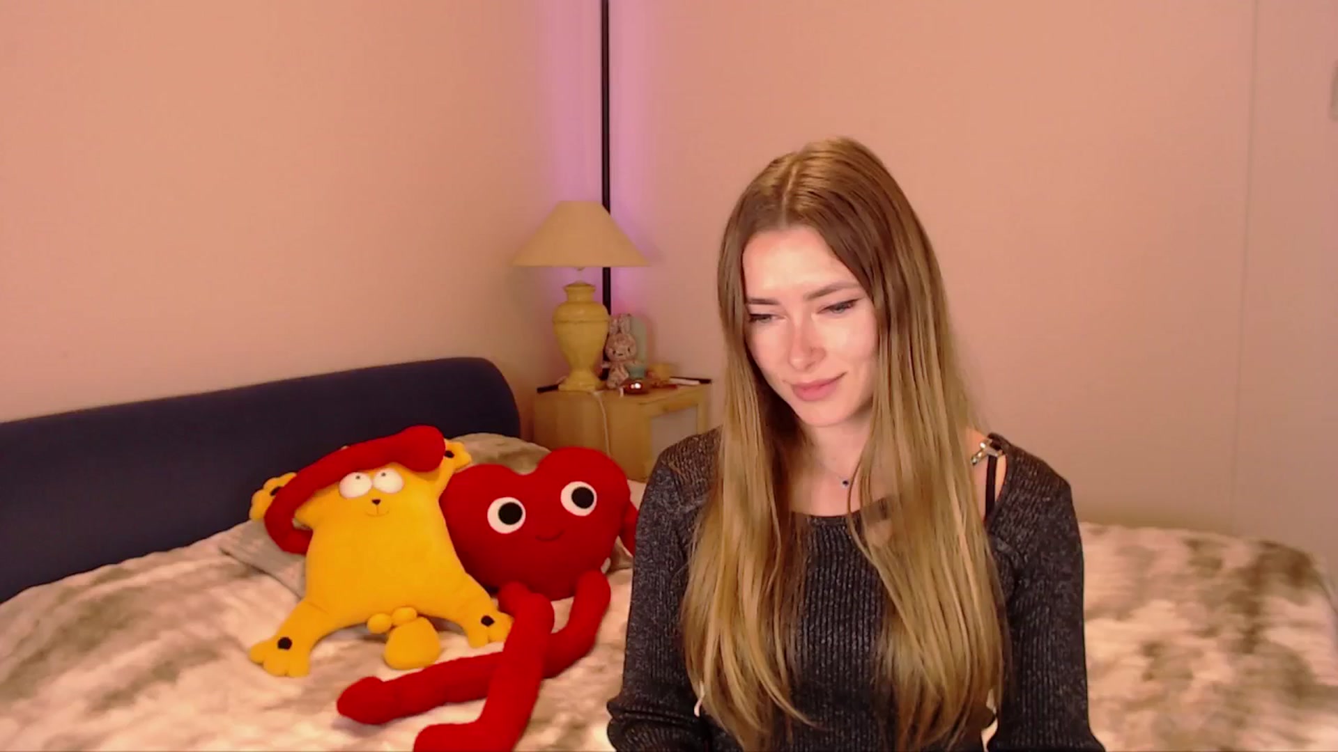 Gallery image thumbnail from SimonsWife's myfreecams stream on, 02/15/2026, 16:06 image 3 of 20