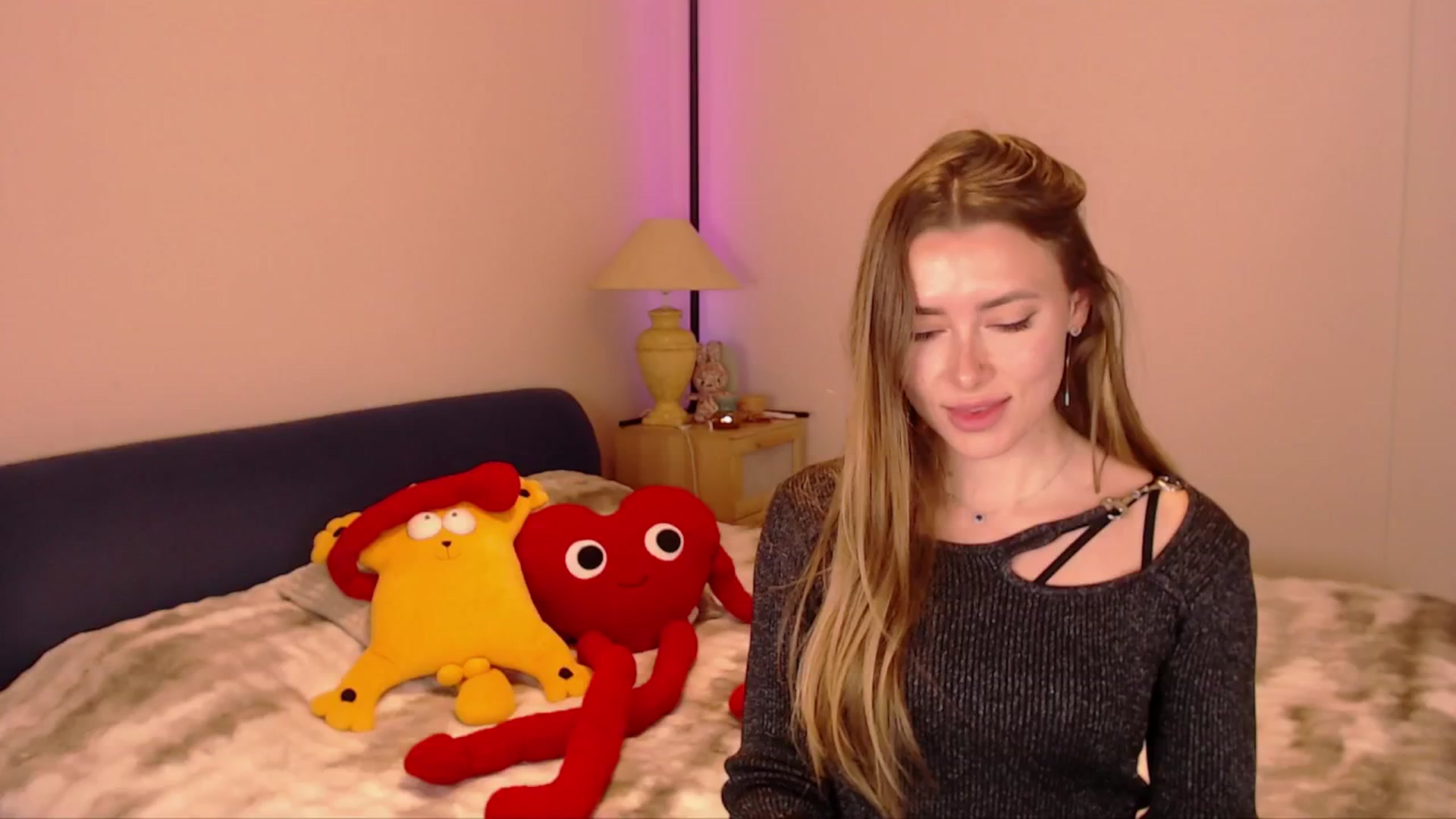 Gallery image thumbnail from SimonsWife's myfreecams stream on, 02/15/2026, 16:06 image 12 of 20