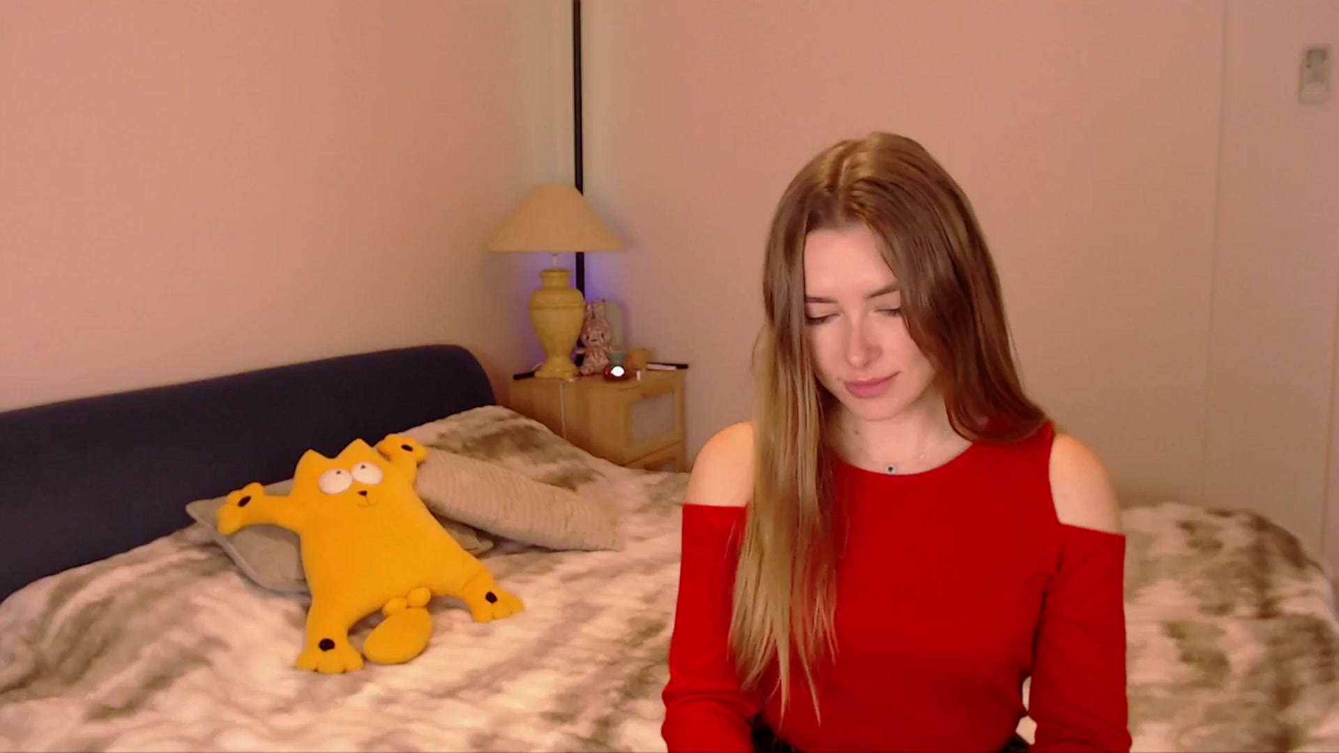 Gallery image thumbnail from SimonsWife's myfreecams stream on, 02/16/2026, 15:15 image 5 of 20