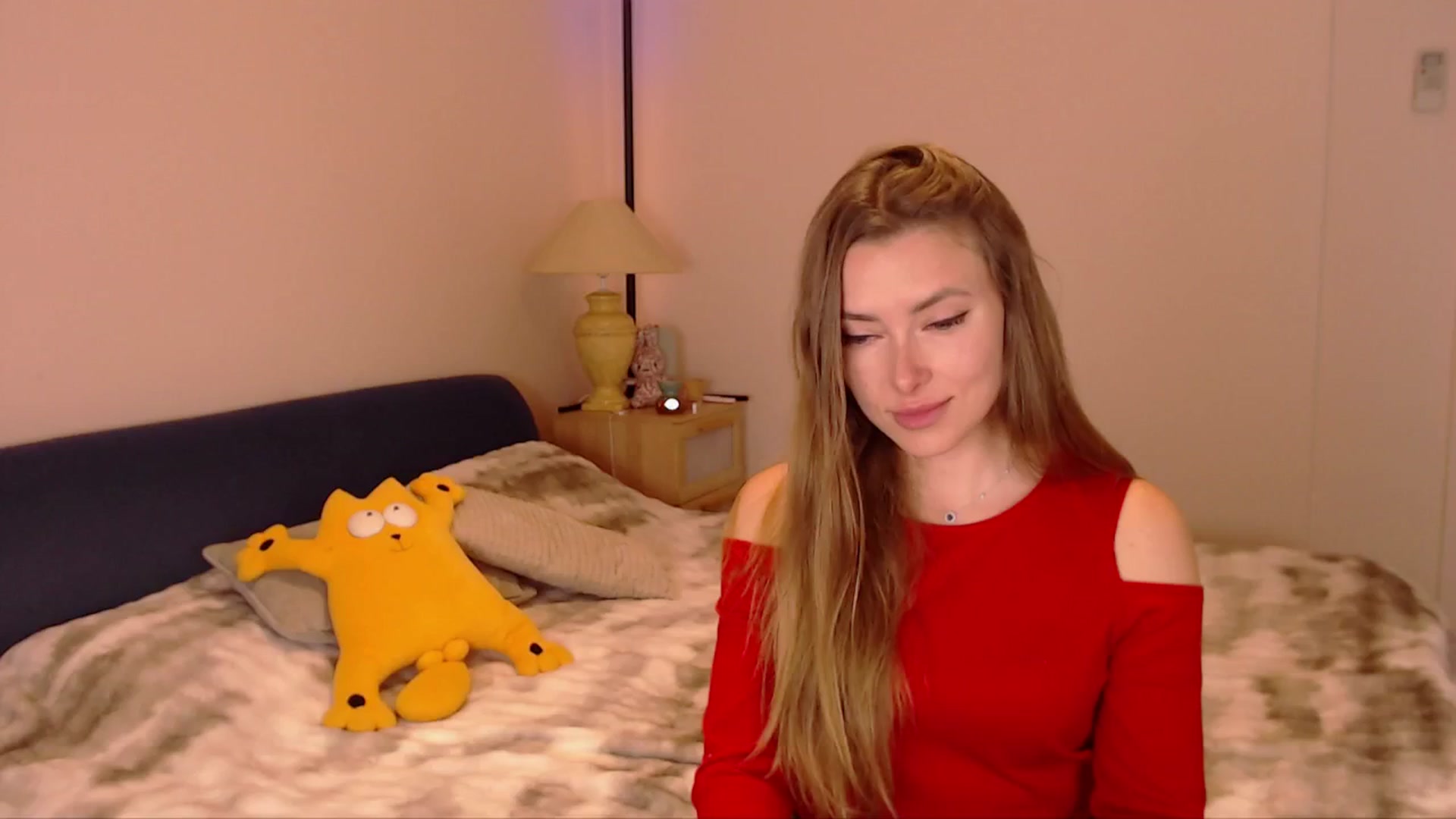 Gallery image thumbnail from SimonsWife's myfreecams stream on, 02/16/2026, 15:15 image 17 of 20
