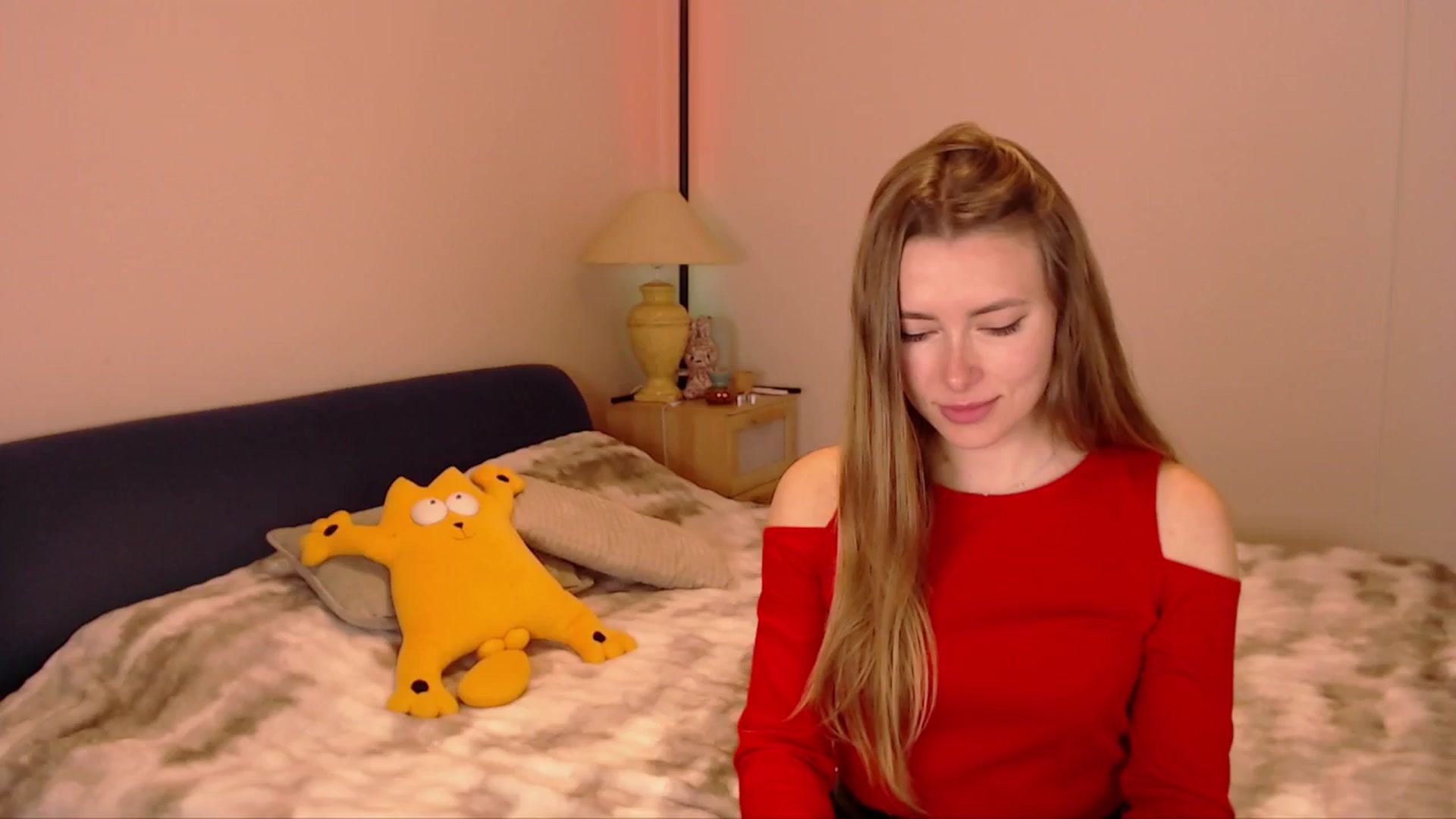 Gallery image thumbnail from SimonsWife's myfreecams stream on, 02/16/2026, 17:08 image 5 of 20