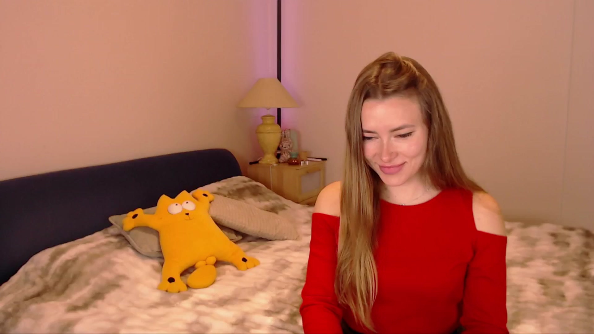 Gallery image thumbnail from SimonsWife's myfreecams stream on, 02/16/2026, 17:08 image 7 of 20