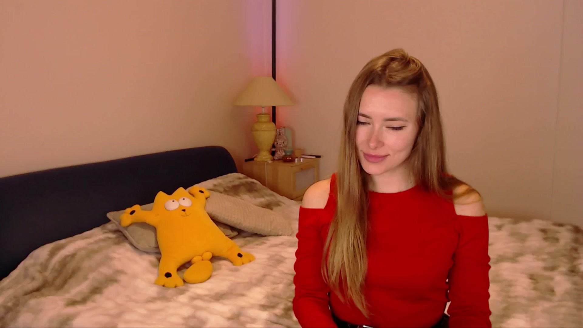Gallery image thumbnail from SimonsWife's myfreecams stream on, 02/16/2026, 17:08 image 18 of 20