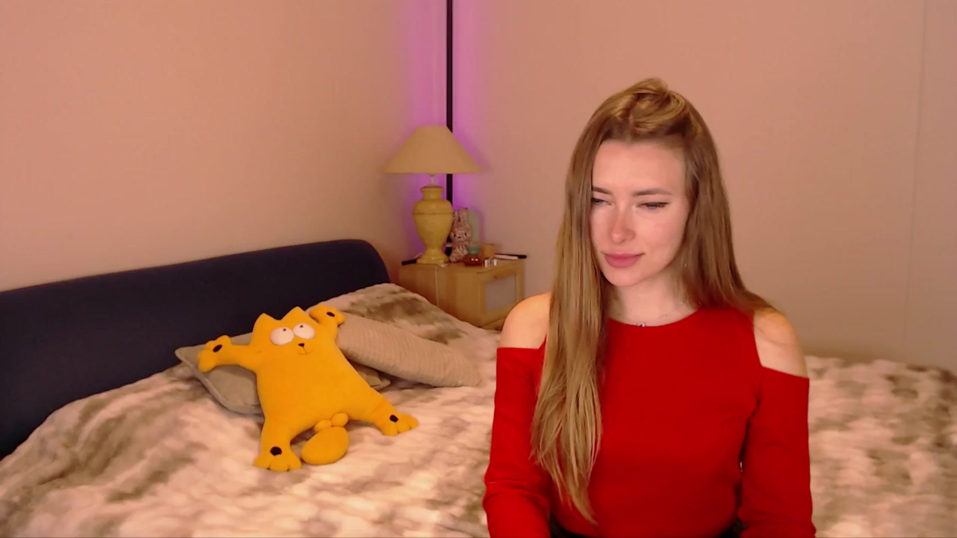 Gallery image thumbnail from SimonsWife's myfreecams stream on, 02/16/2026, 17:08 image 9 of 20