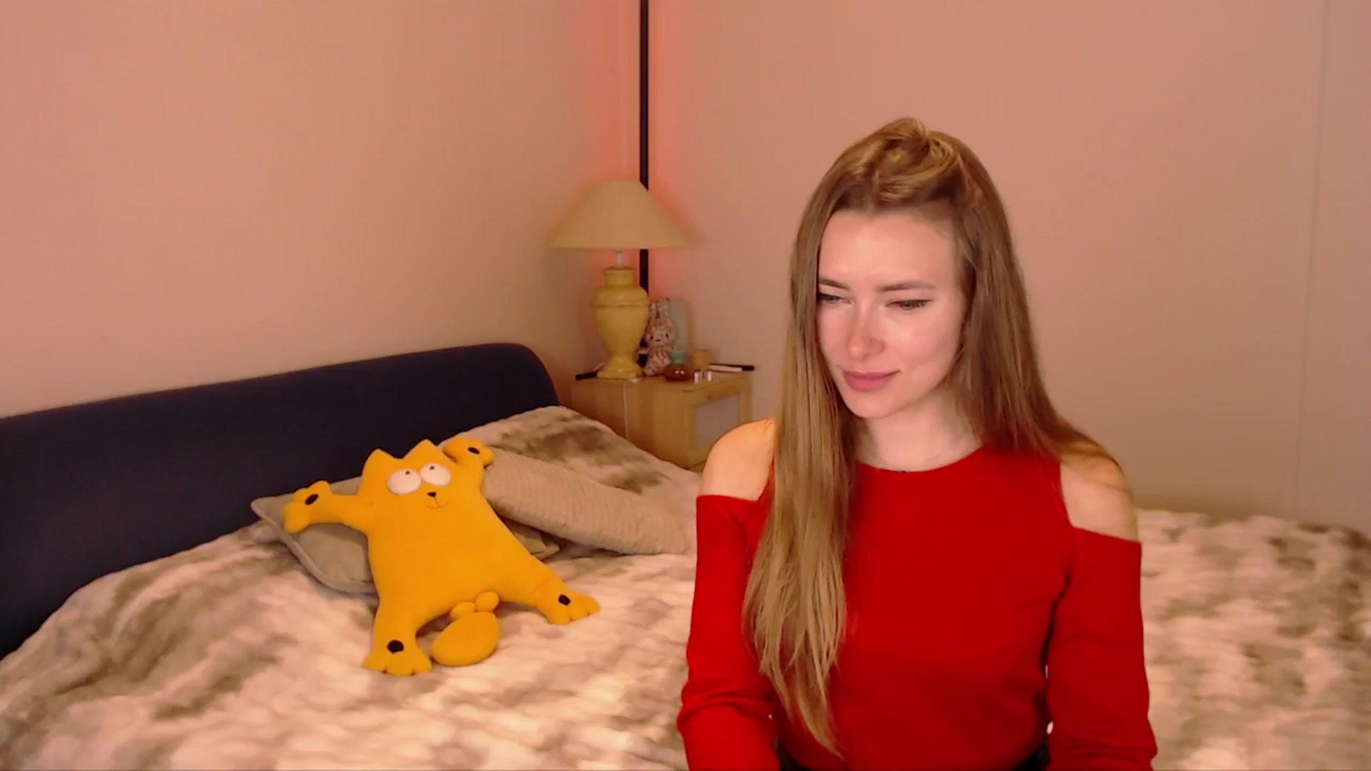 Gallery image thumbnail from SimonsWife's myfreecams stream on, 02/16/2026, 17:08 image 17 of 20
