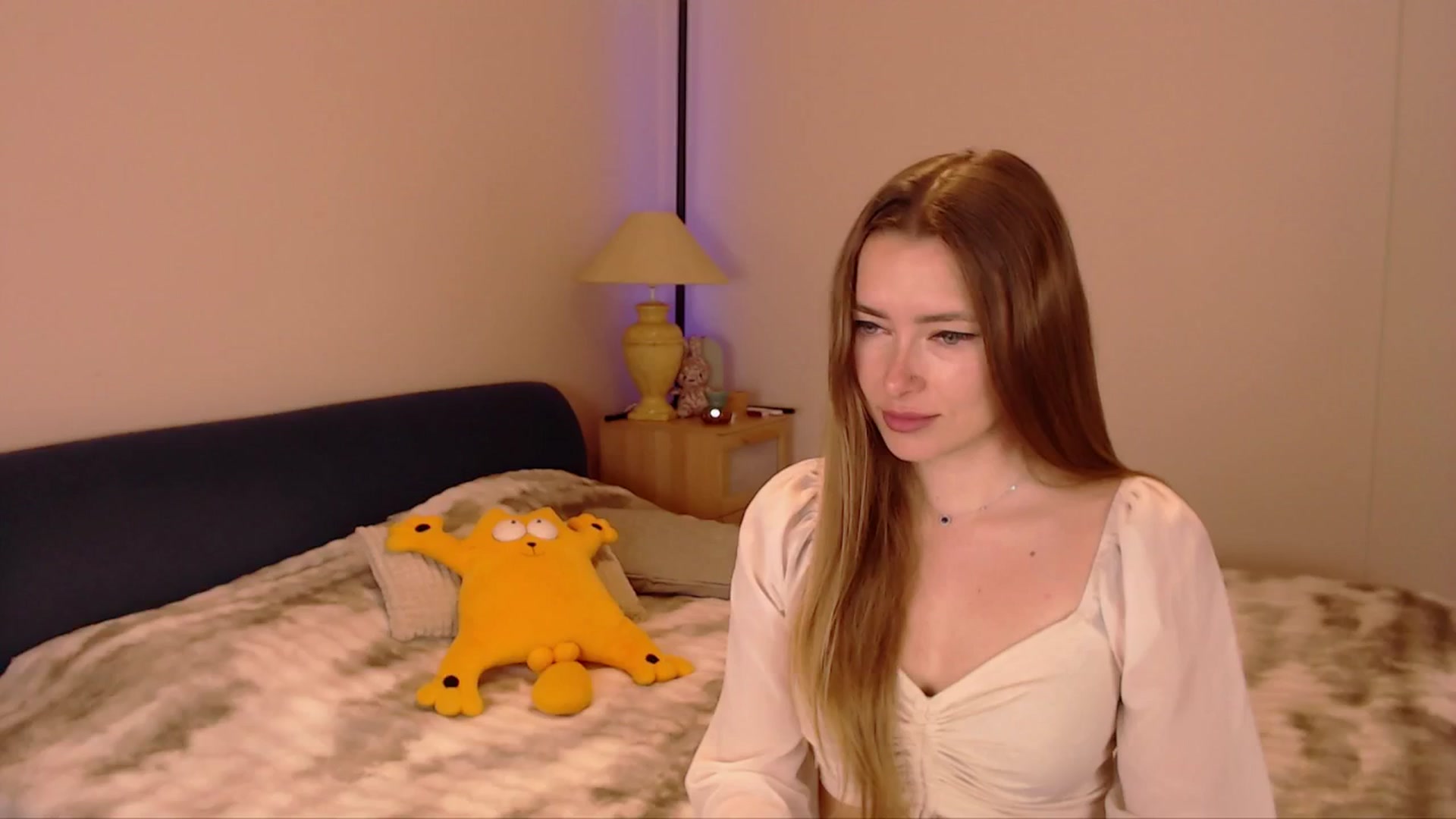 Gallery image thumbnail from SimonsWife's myfreecams stream on, 02/19/2026, 11:26 image 5 of 20