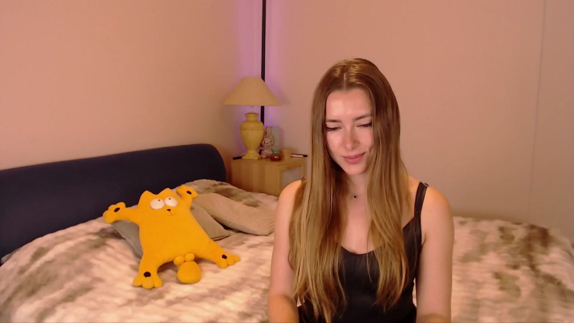 Gallery image thumbnail from SimonsWife's myfreecams stream on, 02/23/2026, 14:51 image 20 of 20