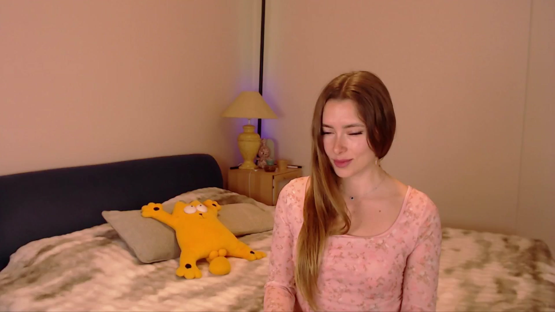 Gallery image thumbnail from SimonsWife's myfreecams stream on, 02/26/2026, 15:39 image 19 of 20