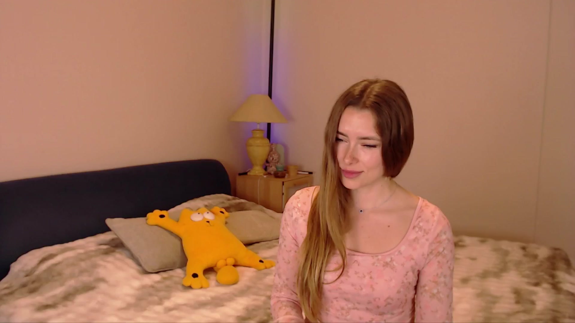 Gallery image thumbnail from SimonsWife's myfreecams stream on, 02/26/2026, 15:39 image 20 of 20