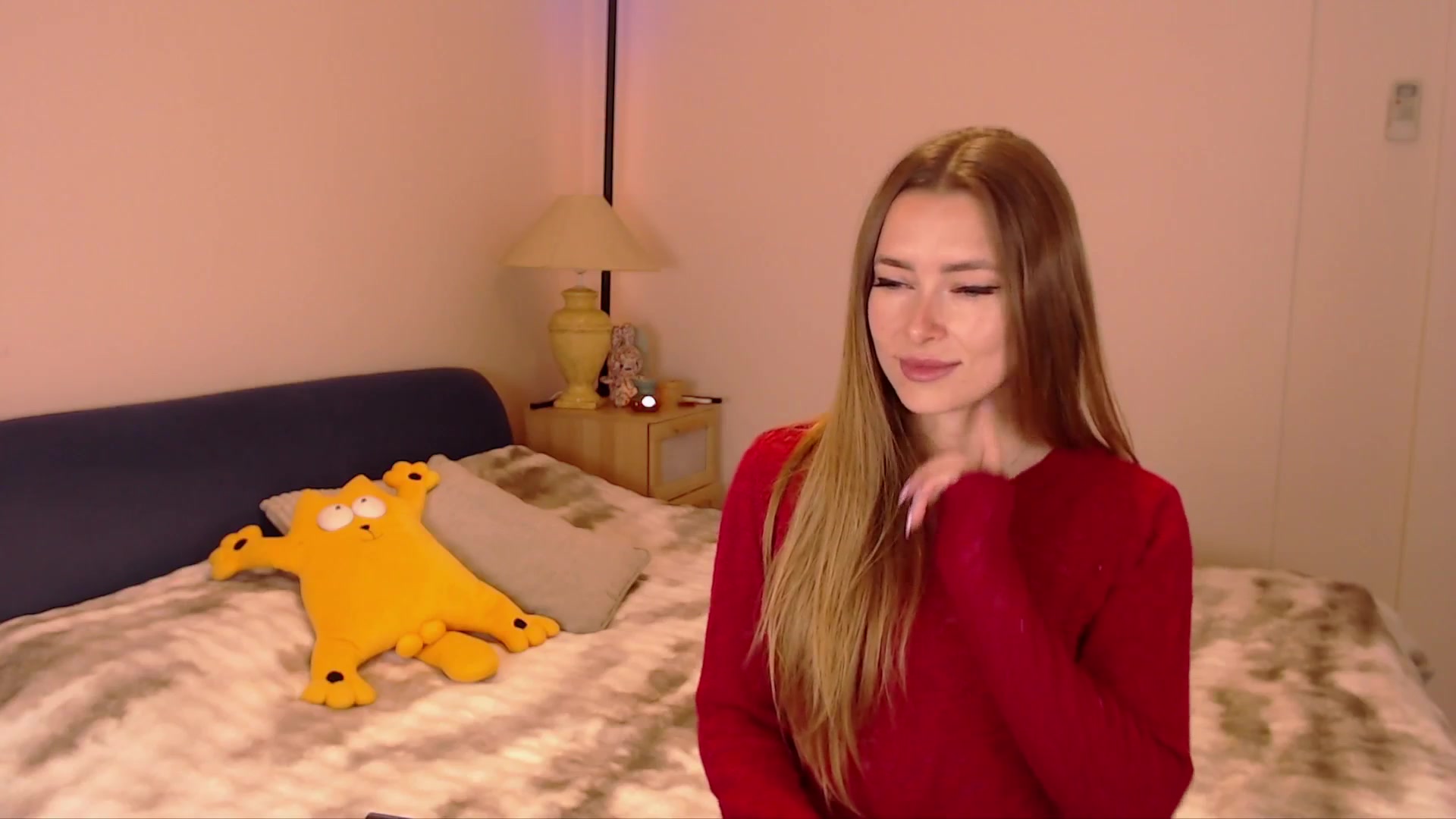 Gallery image thumbnail from SimonsWife's myfreecams stream on, 03/02/2026, 13:47 image 15 of 20