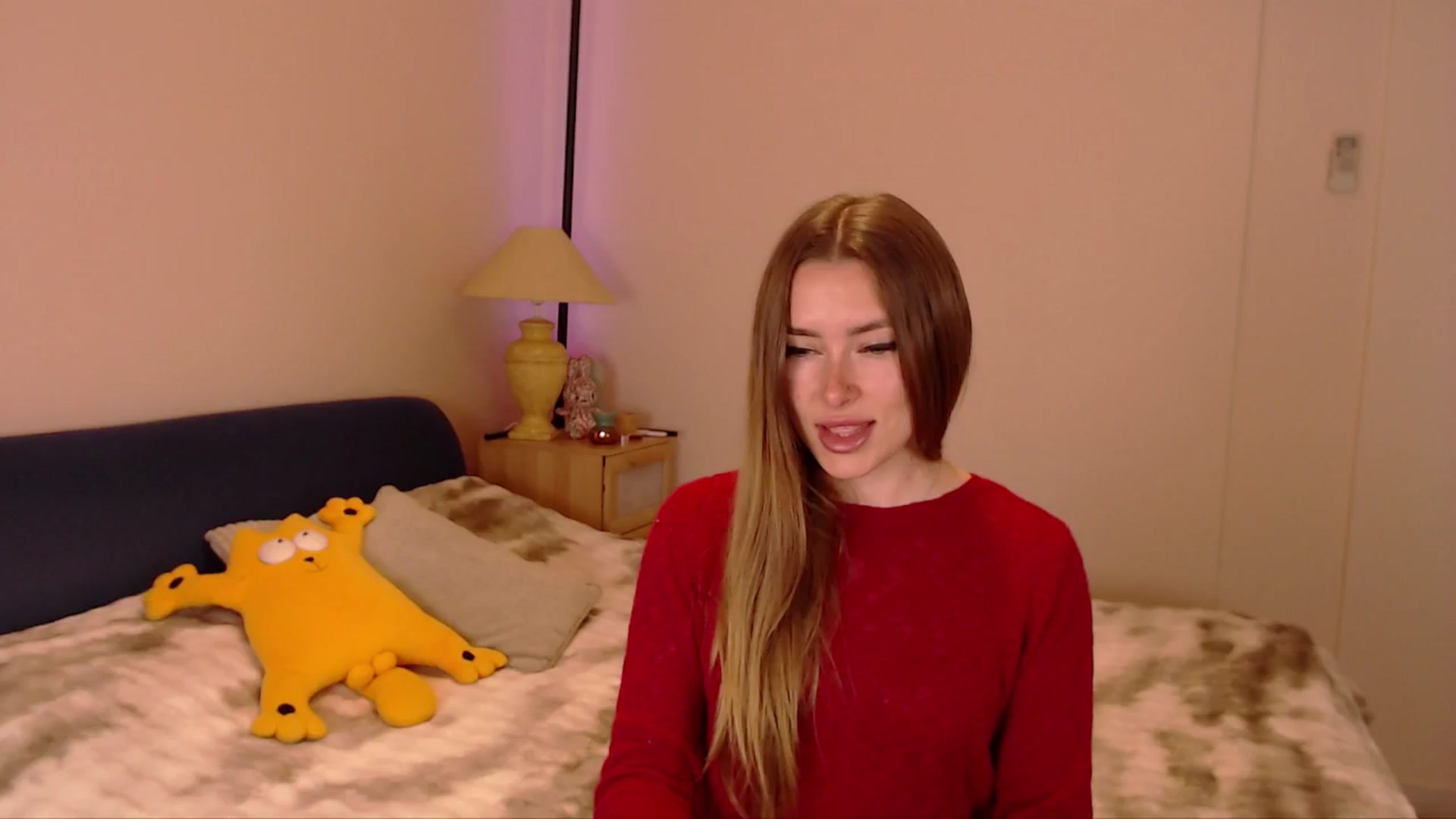 Gallery image thumbnail from SimonsWife's myfreecams stream on, 03/02/2026, 17:11 image 8 of 20