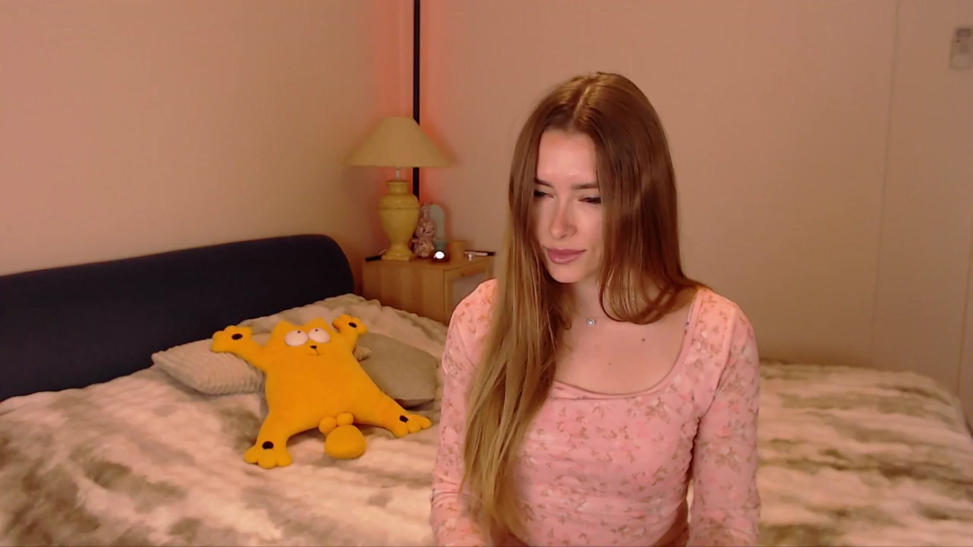 Gallery image thumbnail from SimonsWife's myfreecams stream on, 03/09/2026, 13:35 image 11 of 20