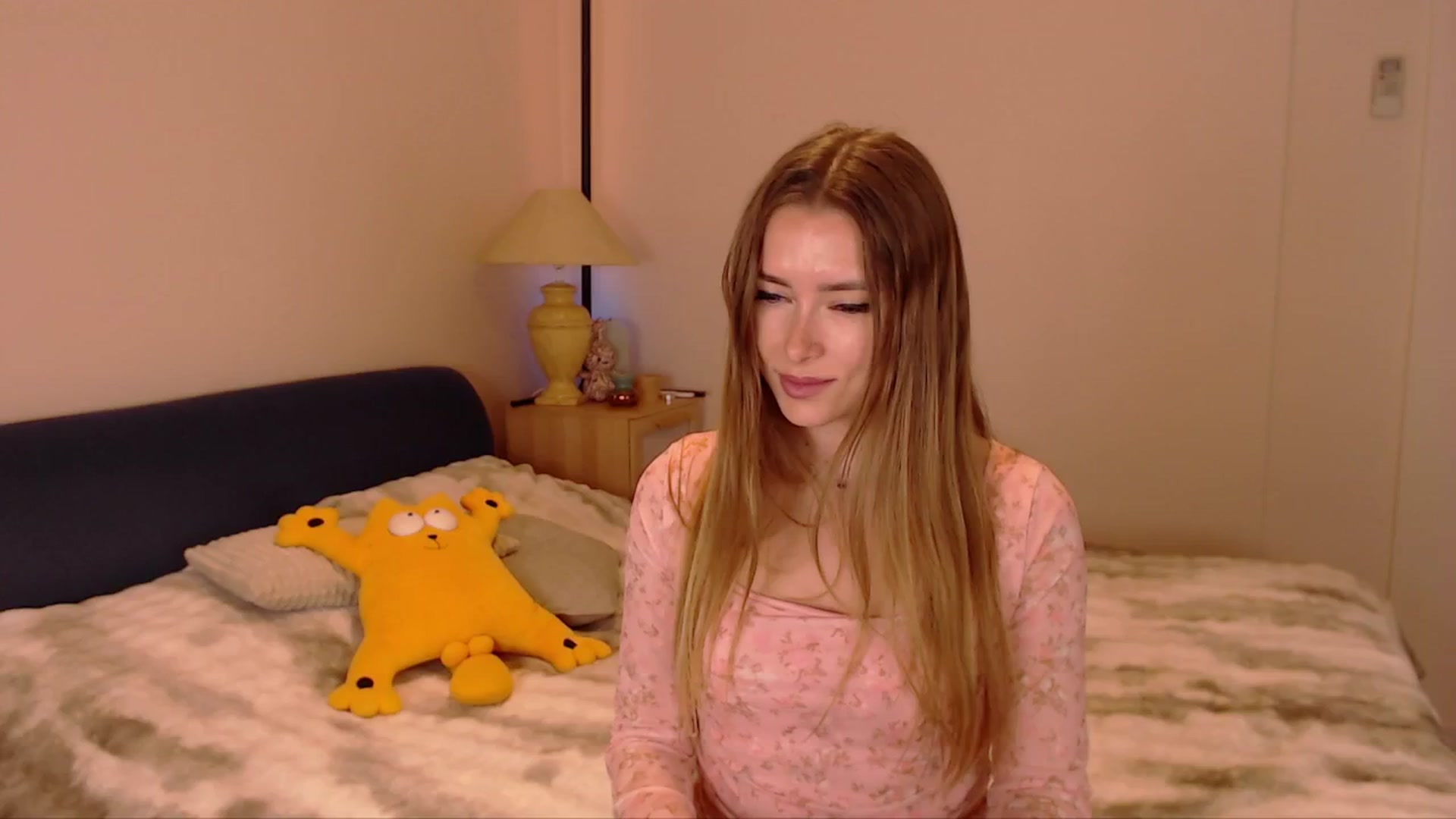 Gallery image thumbnail from SimonsWife's myfreecams stream on, 03/09/2026, 14:56 image 8 of 20