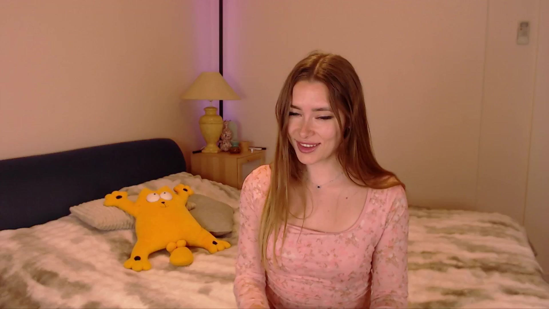 Gallery image thumbnail from SimonsWife's myfreecams stream on, 03/09/2026, 14:56 image 16 of 20