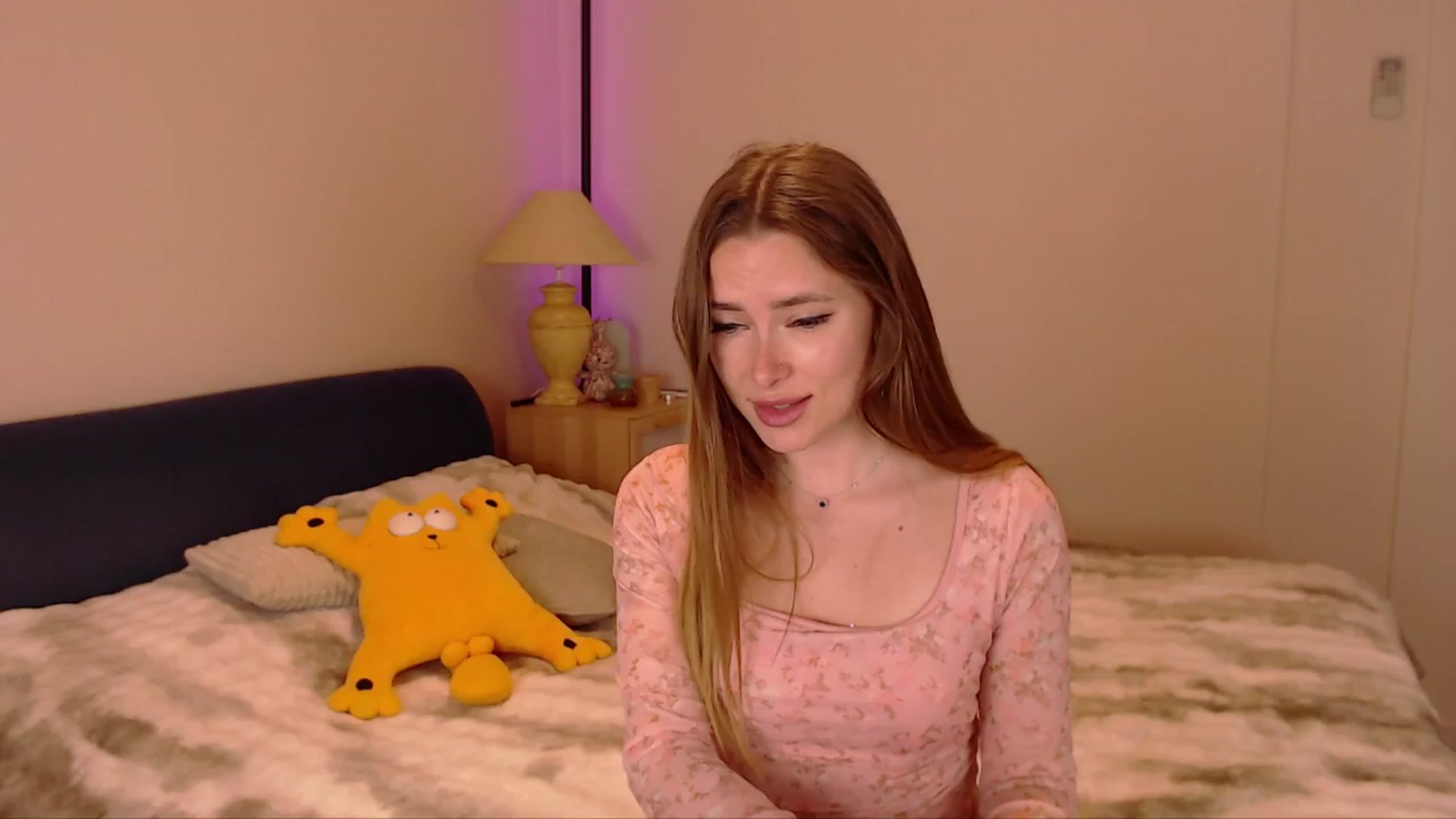 Gallery image thumbnail from SimonsWife's myfreecams stream on, 03/09/2026, 14:56 image 14 of 20