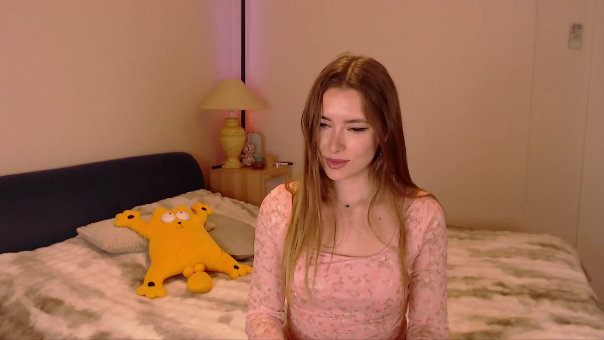 Gallery image thumbnail from SimonsWife's myfreecams stream on, 03/09/2026, 14:56 image 18 of 20