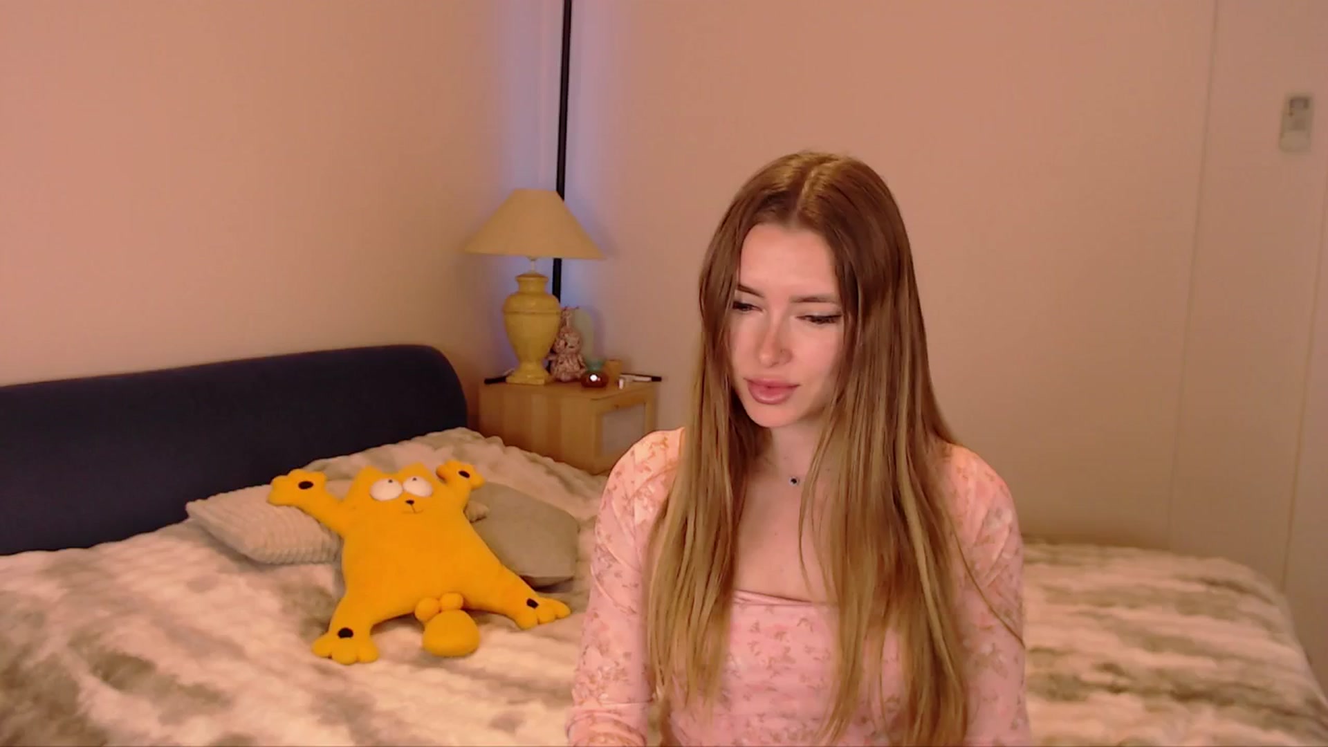 Gallery image thumbnail from SimonsWife's myfreecams stream on, 03/09/2026, 16:59 image 16 of 20