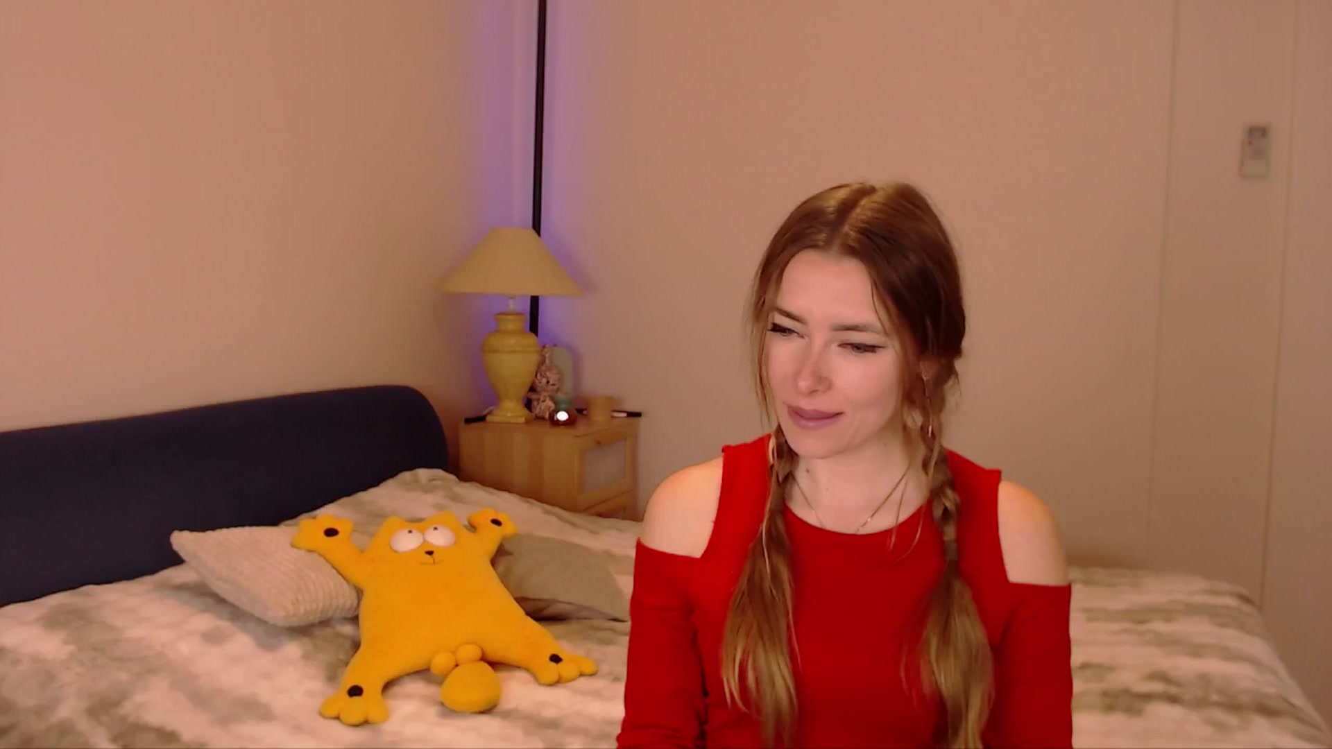 Gallery image thumbnail from SimonsWife's myfreecams stream on, 03/22/2026, 14:26 image 8 of 20