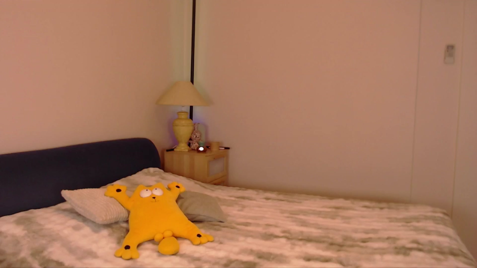 Gallery image thumbnail from SimonsWife's myfreecams stream on, 03/22/2026, 14:26 image 15 of 20