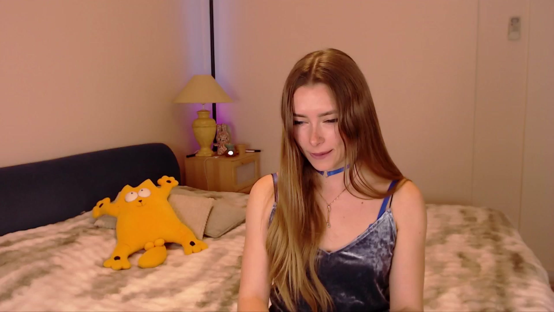 Gallery image thumbnail from SimonsWife's myfreecams stream on, 03/25/2026, 15:54 image 6 of 20