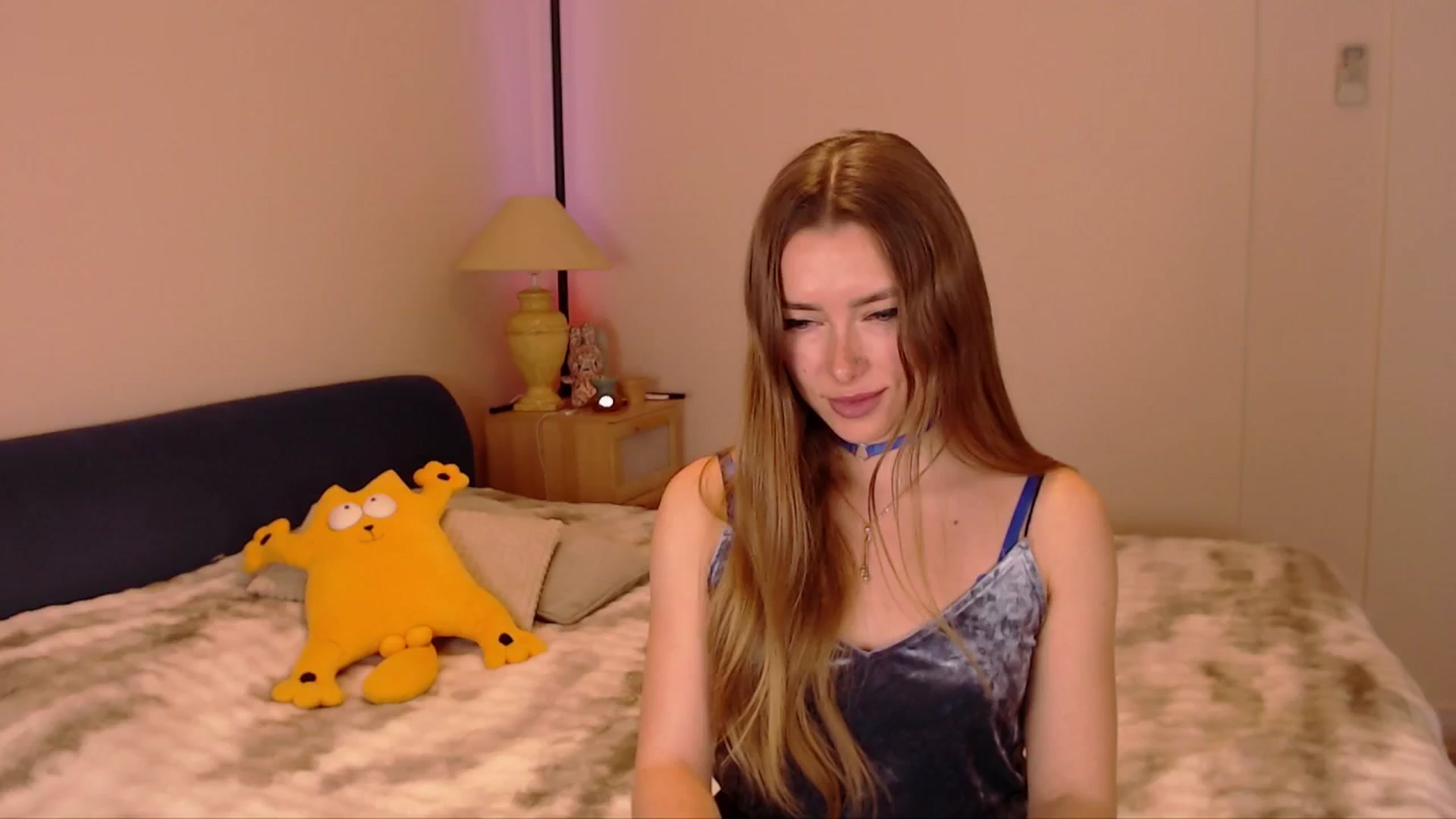 Gallery image thumbnail from SimonsWife's myfreecams stream on, 03/25/2026, 15:54 image 20 of 20