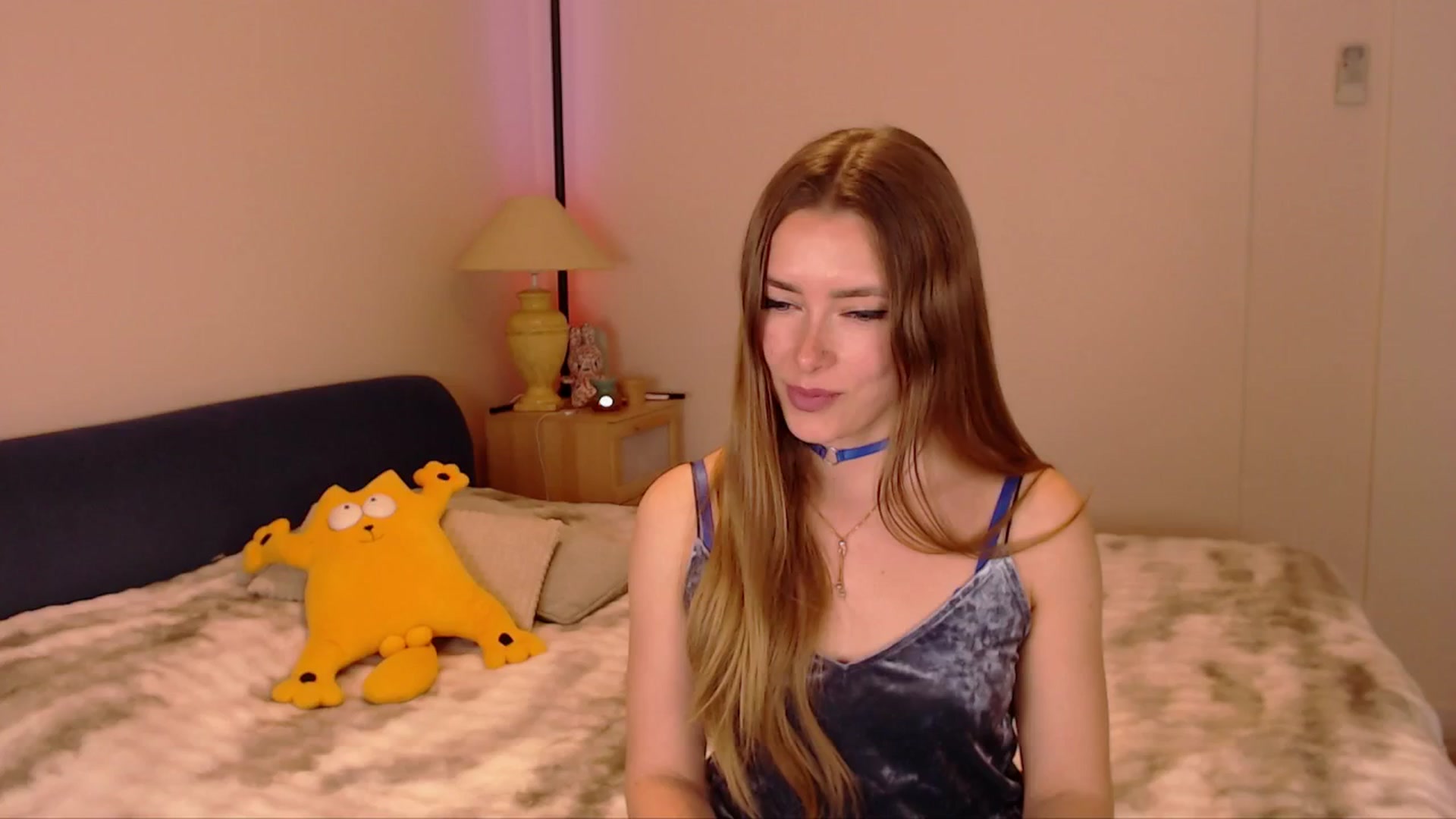 Gallery image thumbnail from SimonsWife's myfreecams stream on, 03/25/2026, 15:54 image 7 of 20