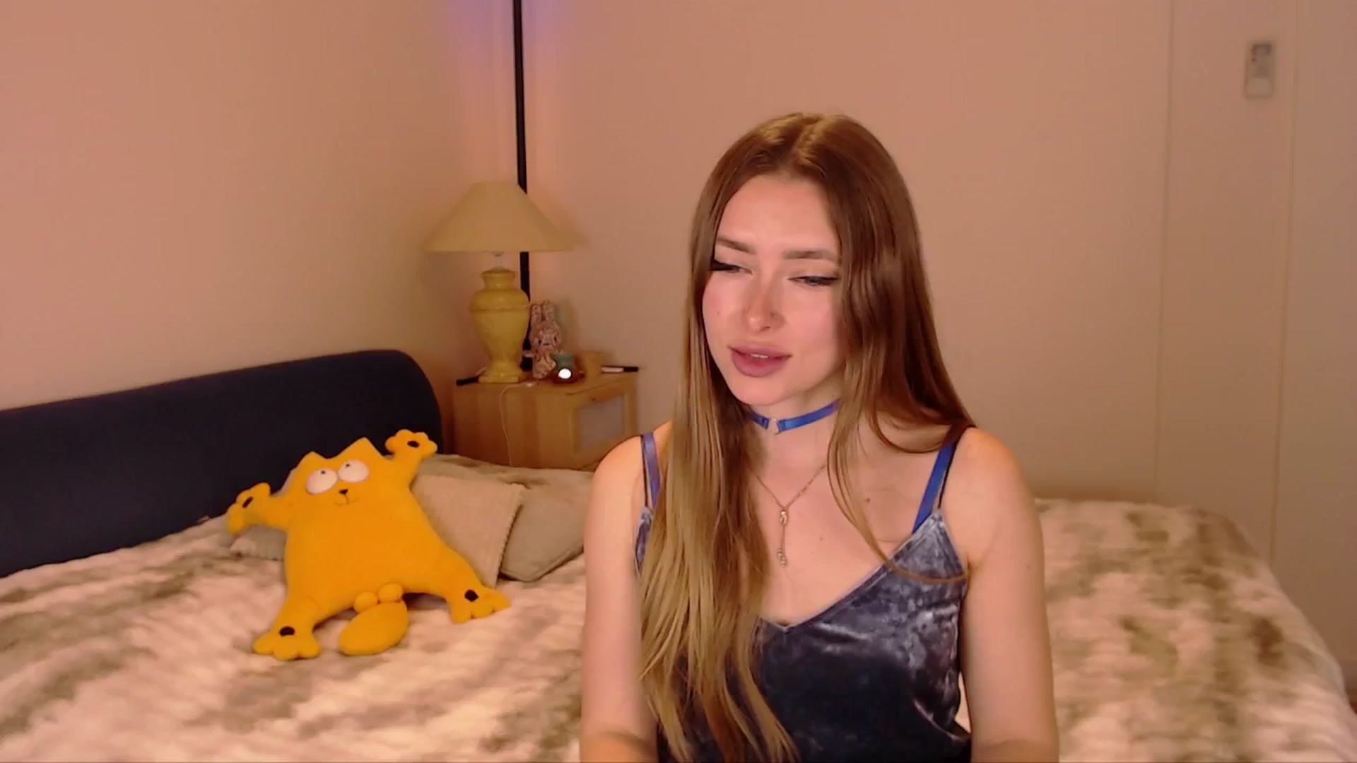 Gallery image thumbnail from SimonsWife's myfreecams stream on, 03/25/2026, 15:54 image 2 of 20