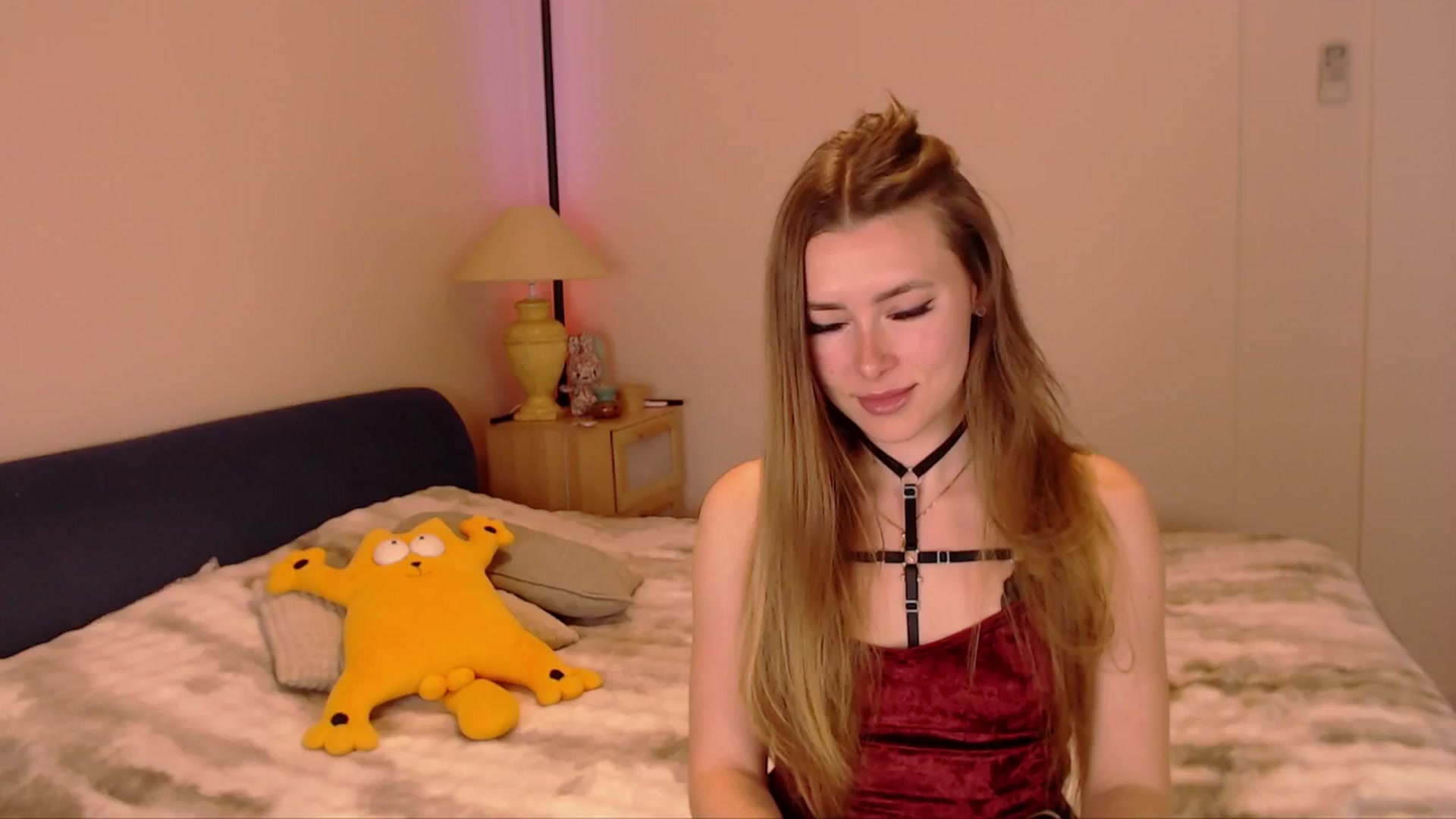 Gallery image thumbnail from SimonsWife's myfreecams stream on, 03/26/2026, 17:42 image 10 of 20