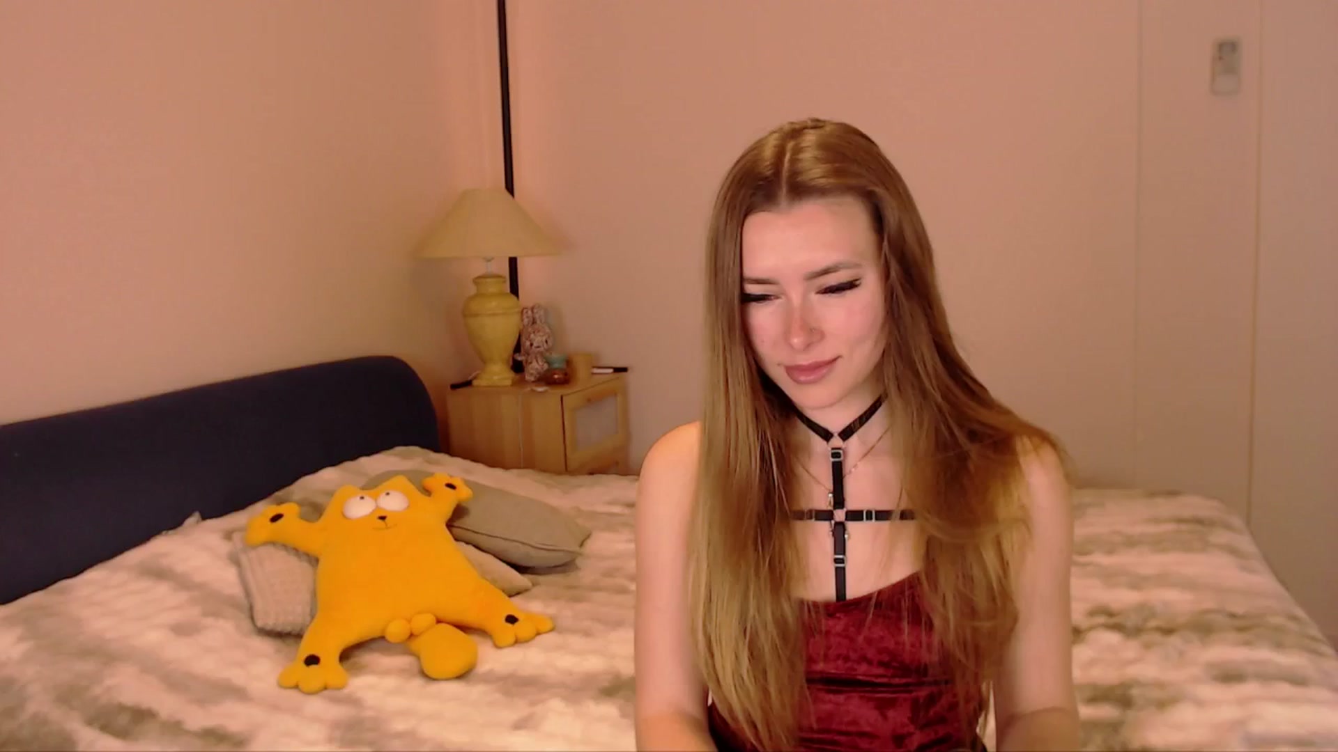 Gallery image thumbnail from SimonsWife's myfreecams stream on, 03/26/2026, 17:42 image 13 of 20