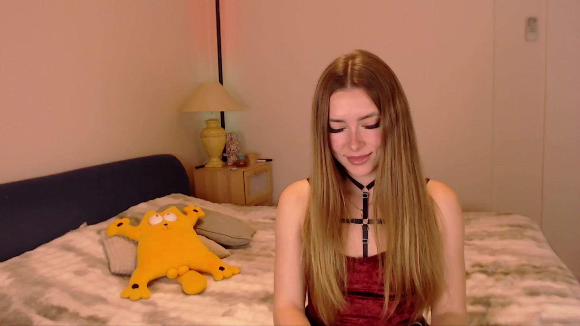 Gallery image thumbnail from SimonsWife's myfreecams stream on, 03/26/2026, 17:42 image 5 of 20