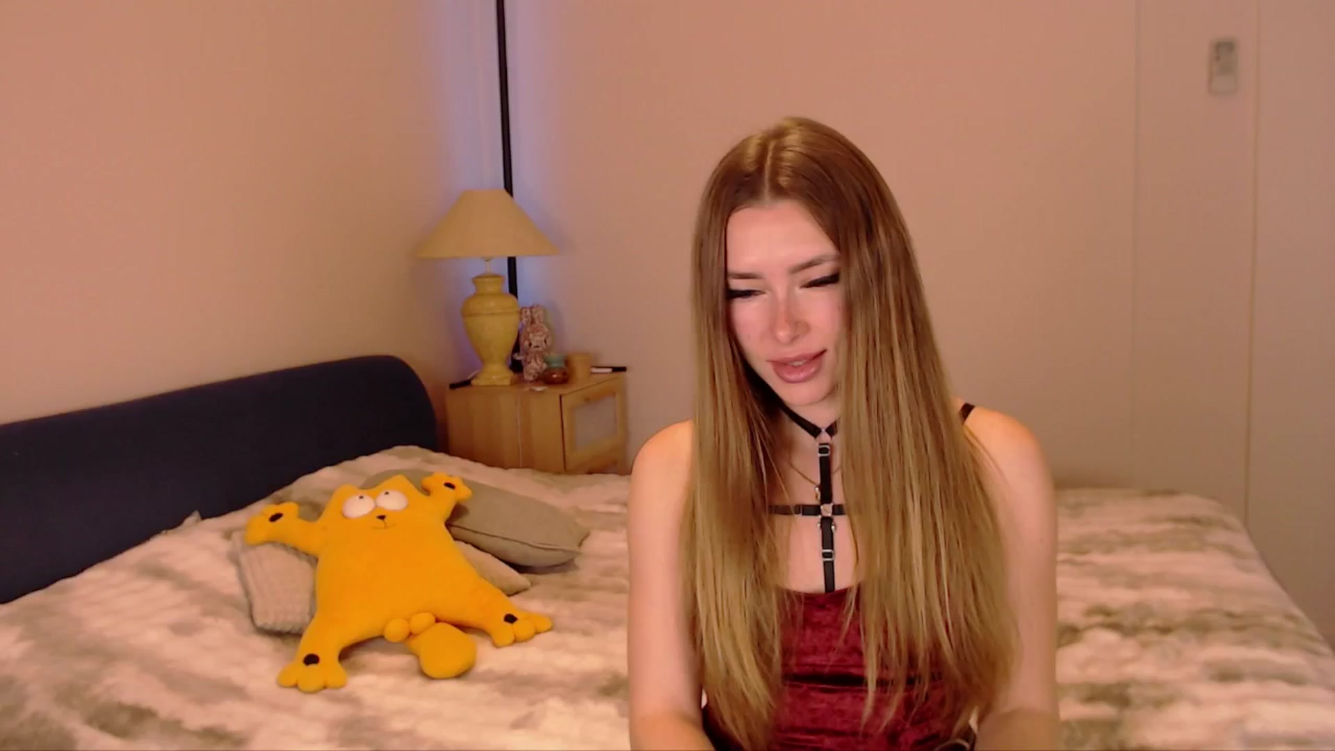 Gallery image thumbnail from SimonsWife's myfreecams stream on, 03/26/2026, 17:42 image 8 of 20