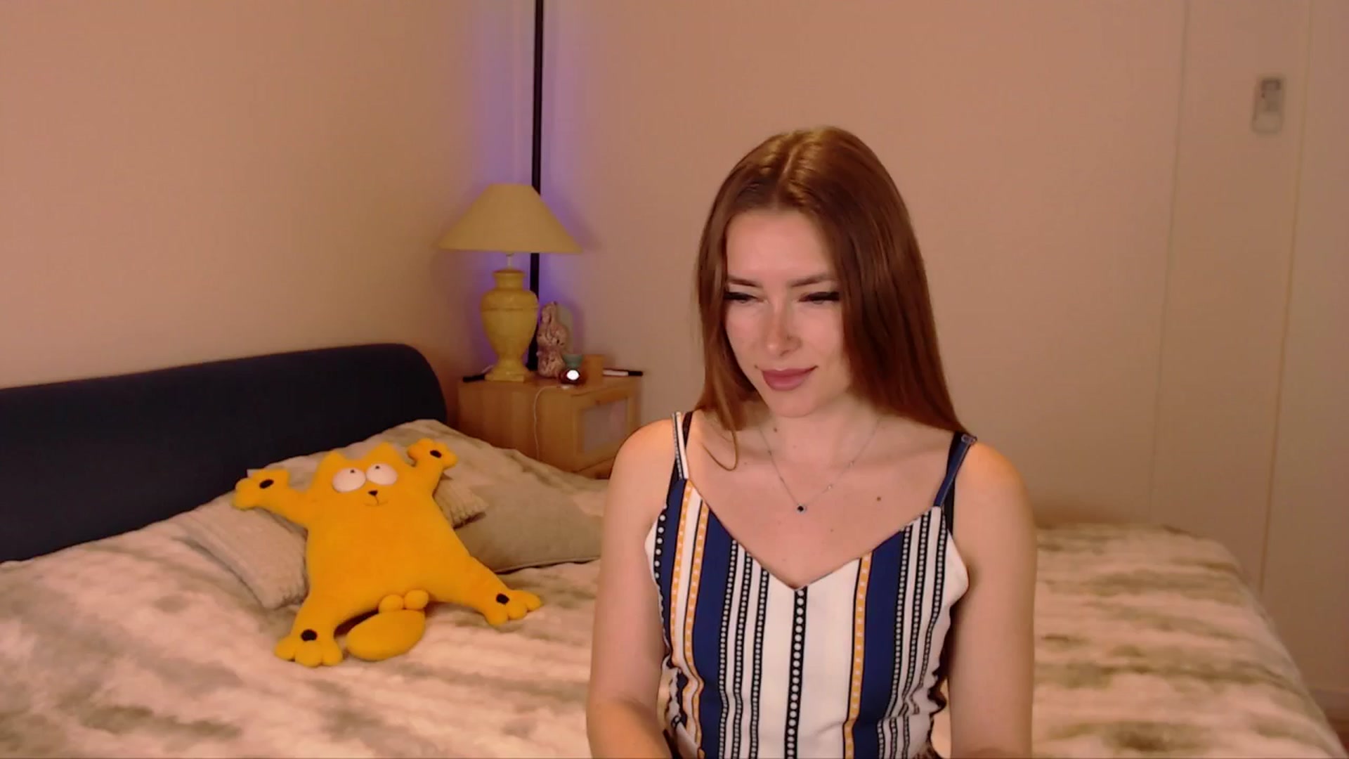 Gallery image thumbnail from SimonsWife's myfreecams stream on, 04/01/2026, 14:16 image 1 of 20