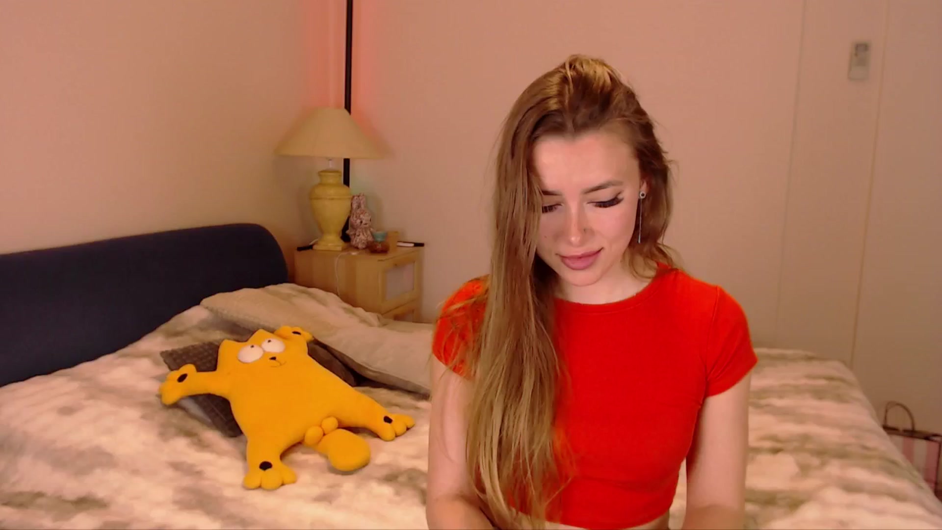 Gallery image thumbnail from SimonsWife's myfreecams stream on, 04/05/2026, 15:12 image 20 of 20