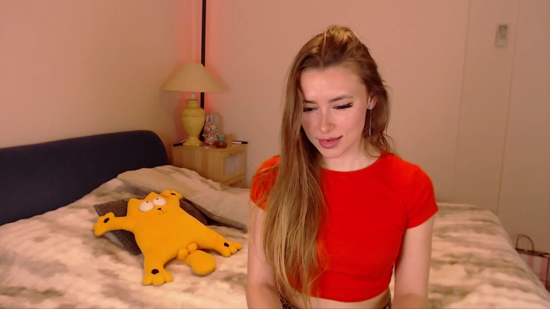 Gallery image thumbnail from SimonsWife's myfreecams stream on, 04/05/2026, 15:12 image 19 of 20
