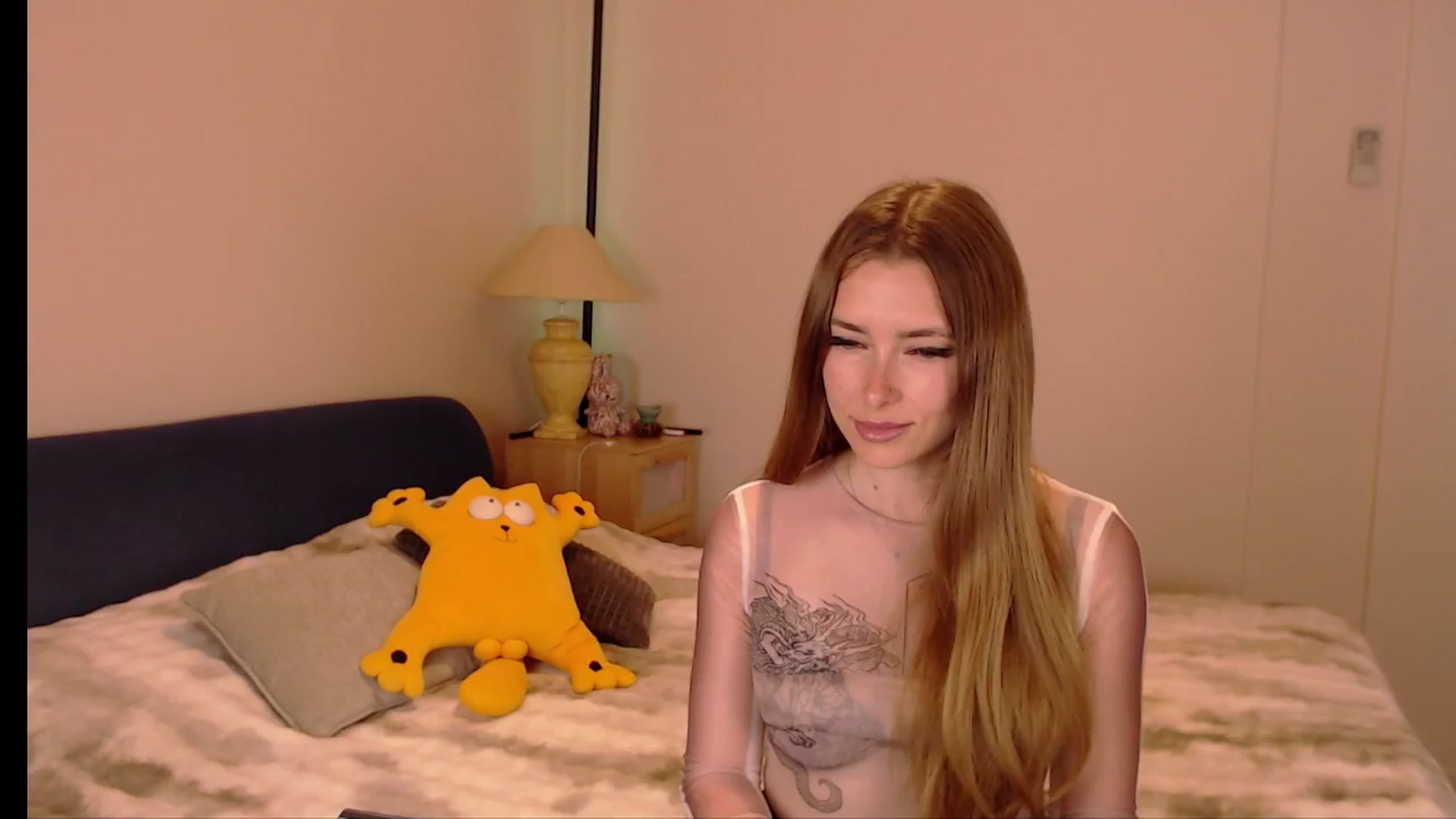 Gallery image thumbnail from SimonsWife's myfreecams stream on, 04/20/2026, 13:19 image 20 of 20