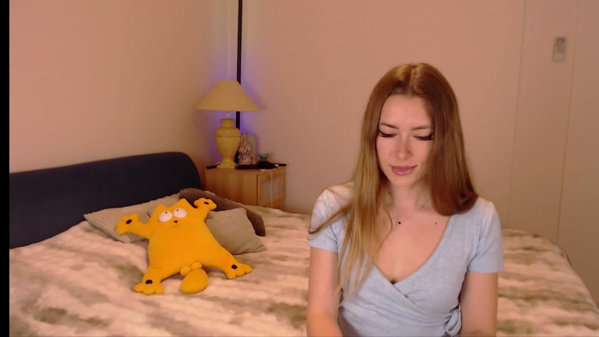 Gallery image thumbnail from SimonsWife's myfreecams stream on, 04/26/2026, 14:44 image 2 of 20