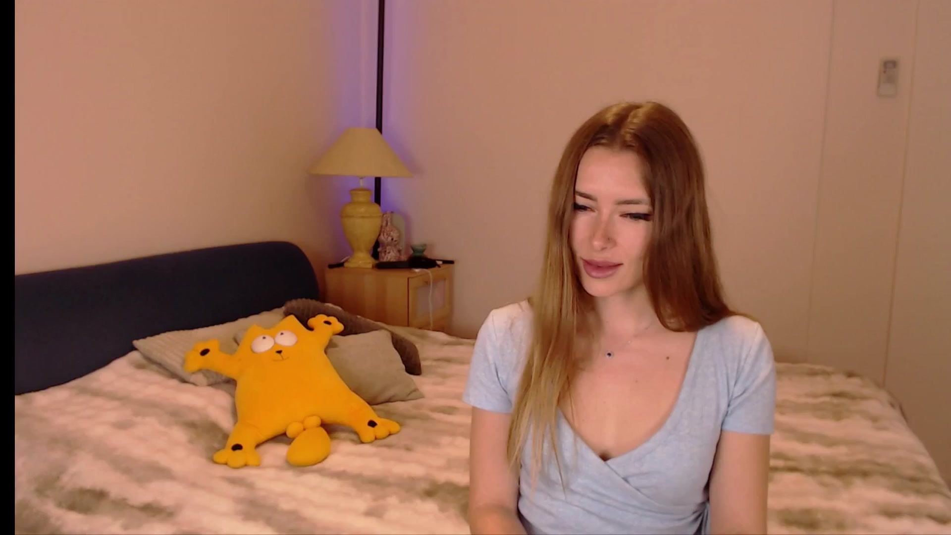 Gallery image thumbnail from SimonsWife's myfreecams stream on, 04/26/2026, 14:44 image 12 of 20