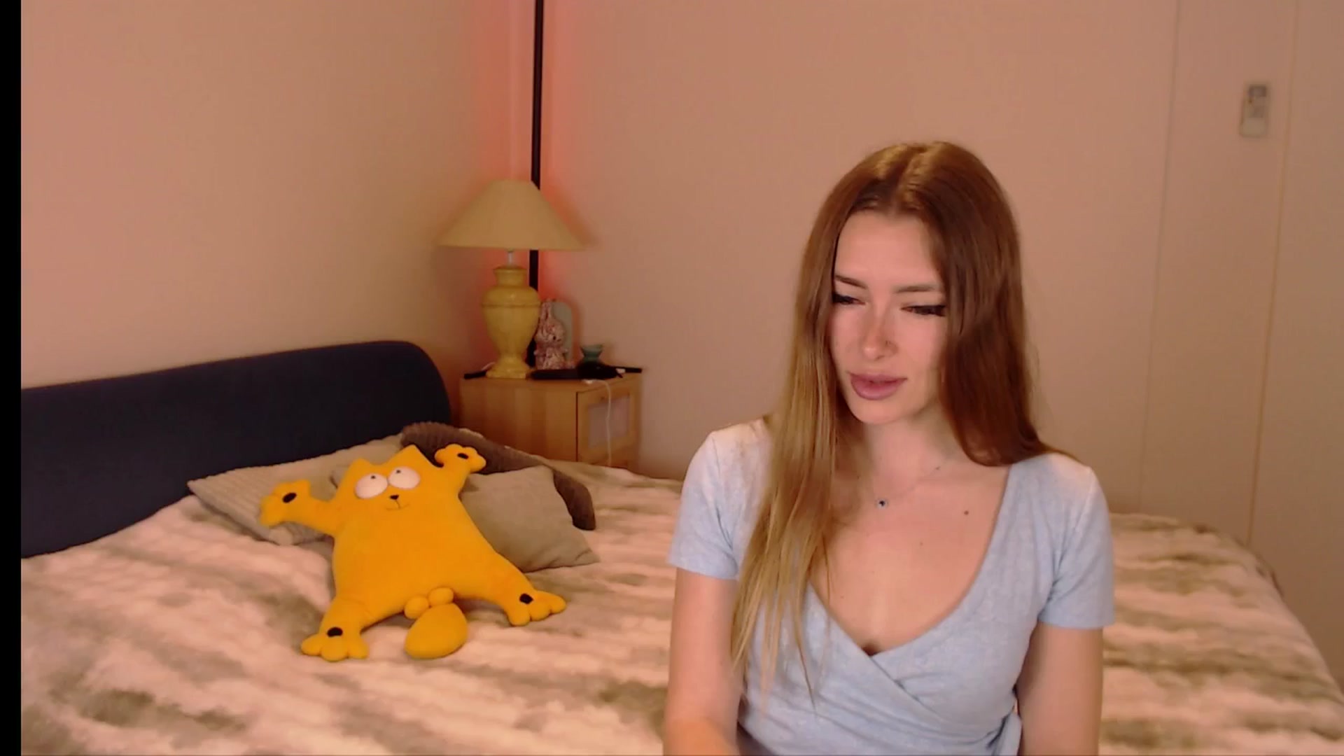 Gallery image thumbnail from SimonsWife's myfreecams stream on, 04/26/2026, 14:44 image 11 of 20
