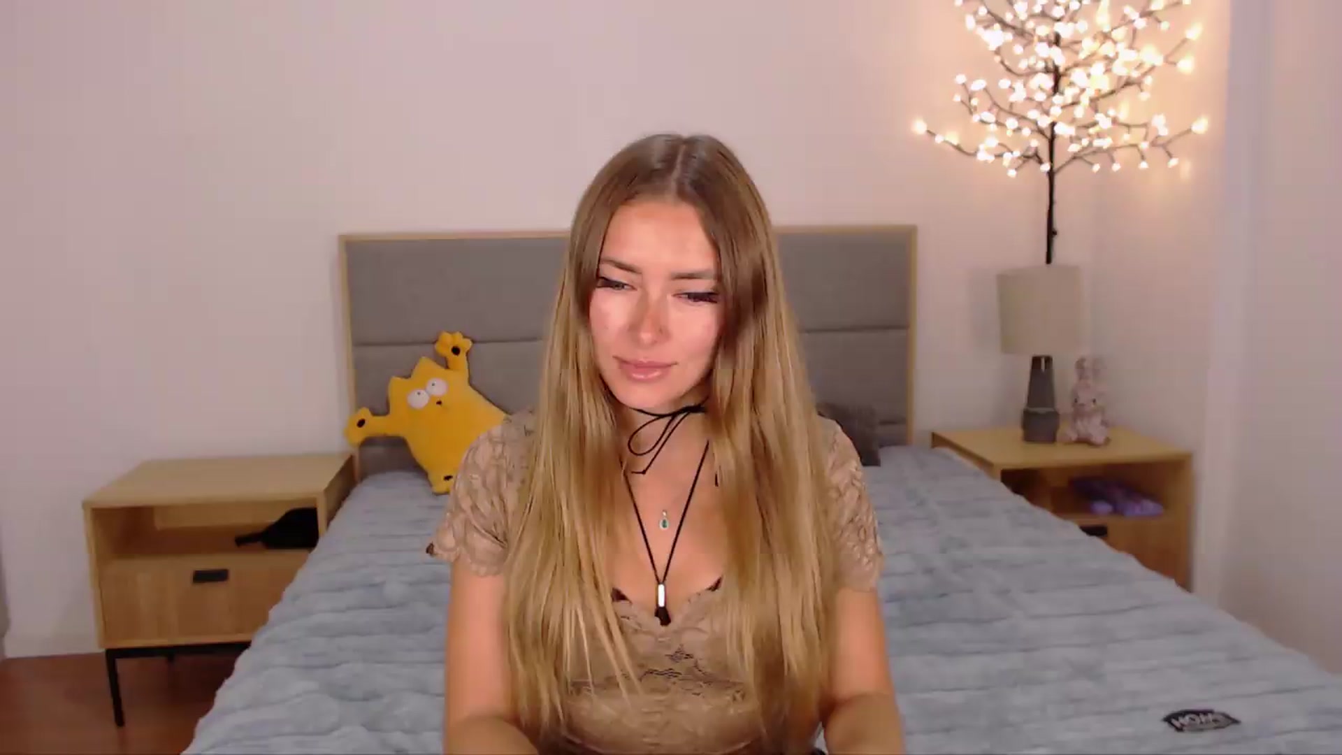 Gallery image thumbnail from SimonsWife's myfreecams stream on, 08/12/2026, 13:23 image 20 of 20