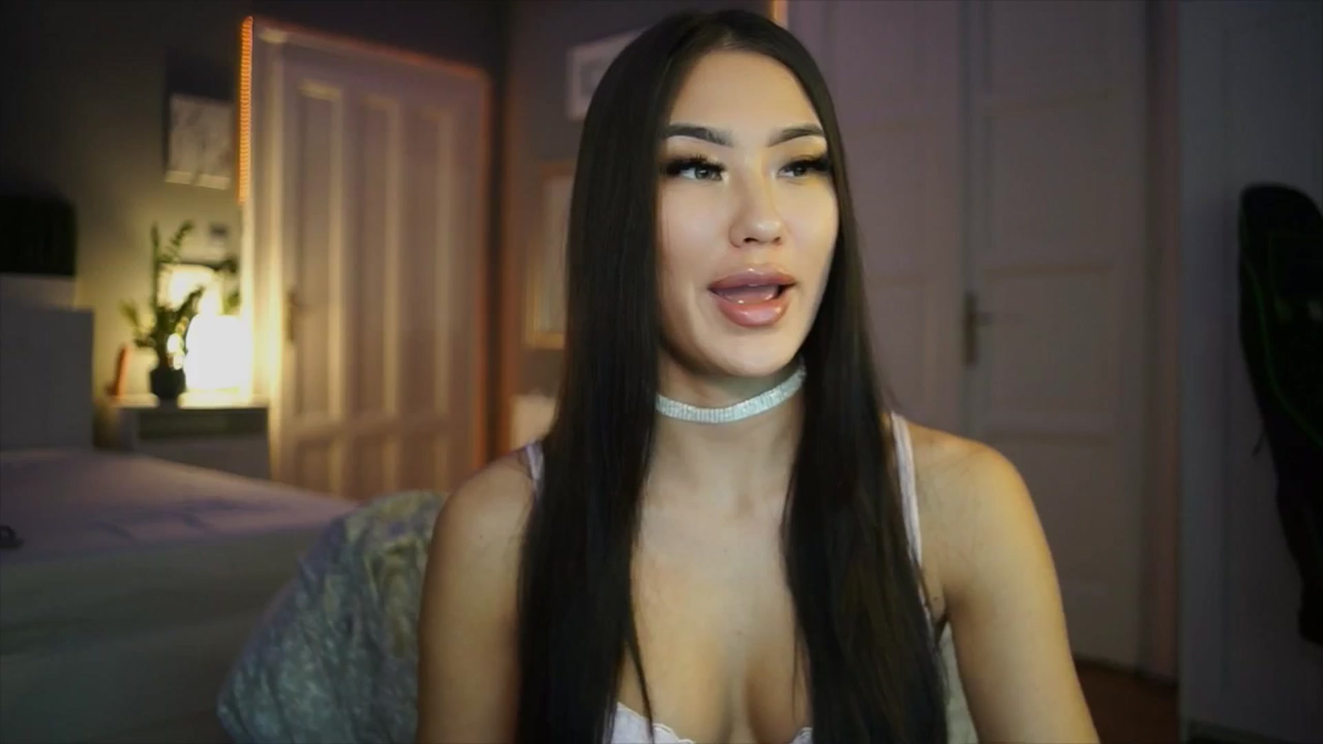 Gallery image thumbnail from SimpleMai's myfreecams stream on, 02/19/2026, 19:45 image 14 of 20