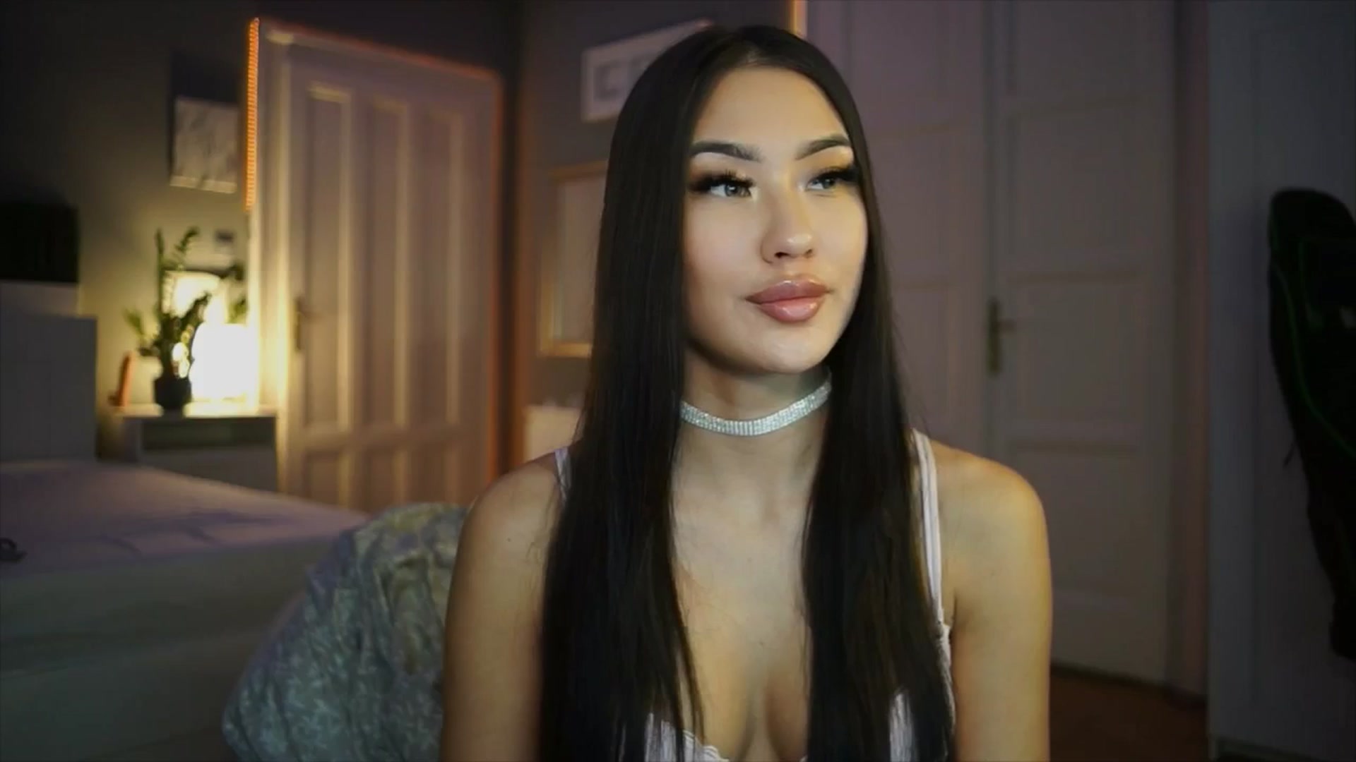 Gallery image thumbnail from SimpleMai's myfreecams stream on, 02/19/2026, 19:45 image 13 of 20