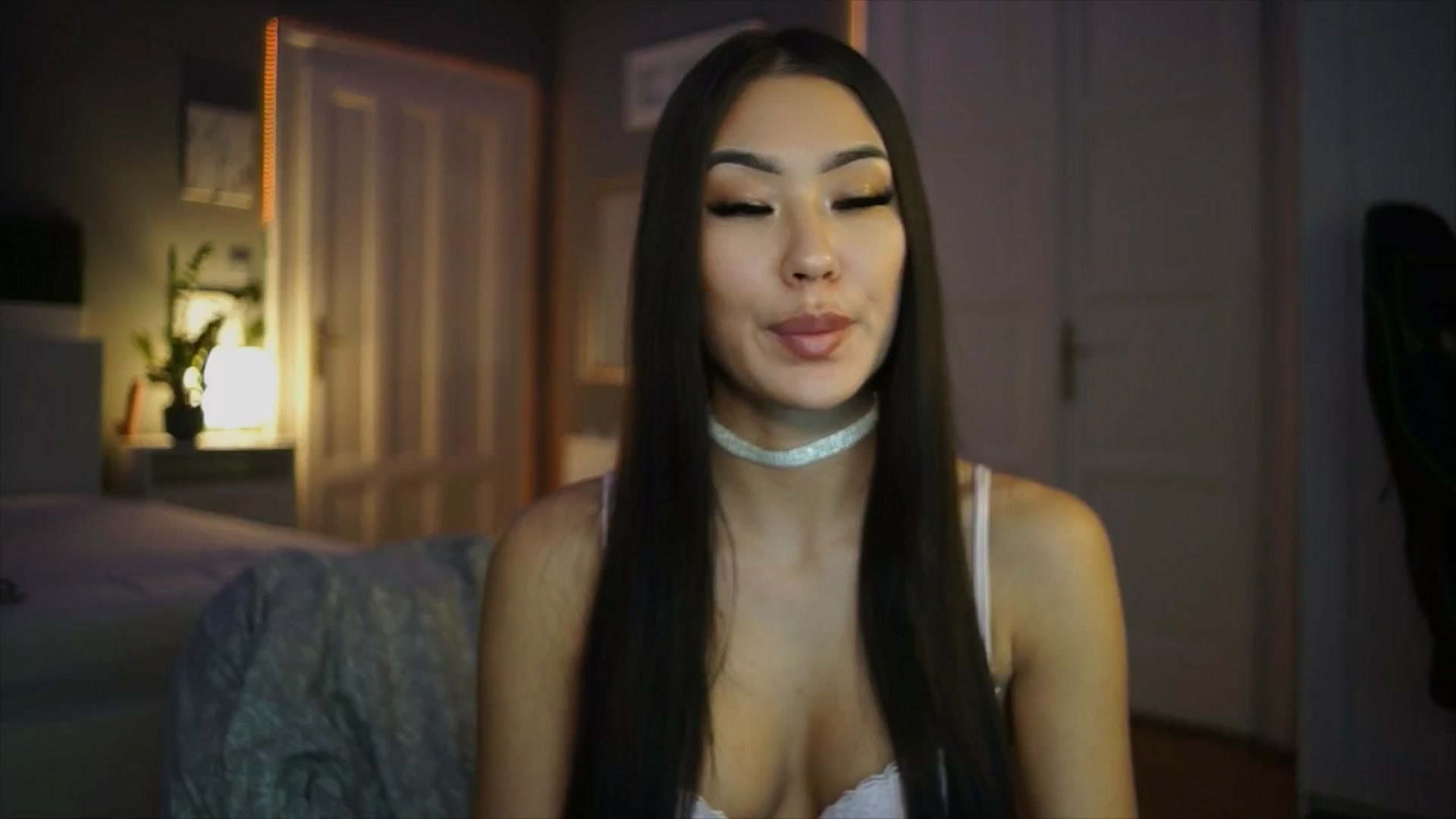Gallery image thumbnail from SimpleMai's myfreecams stream on, 02/19/2026, 21:52 image 6 of 20
