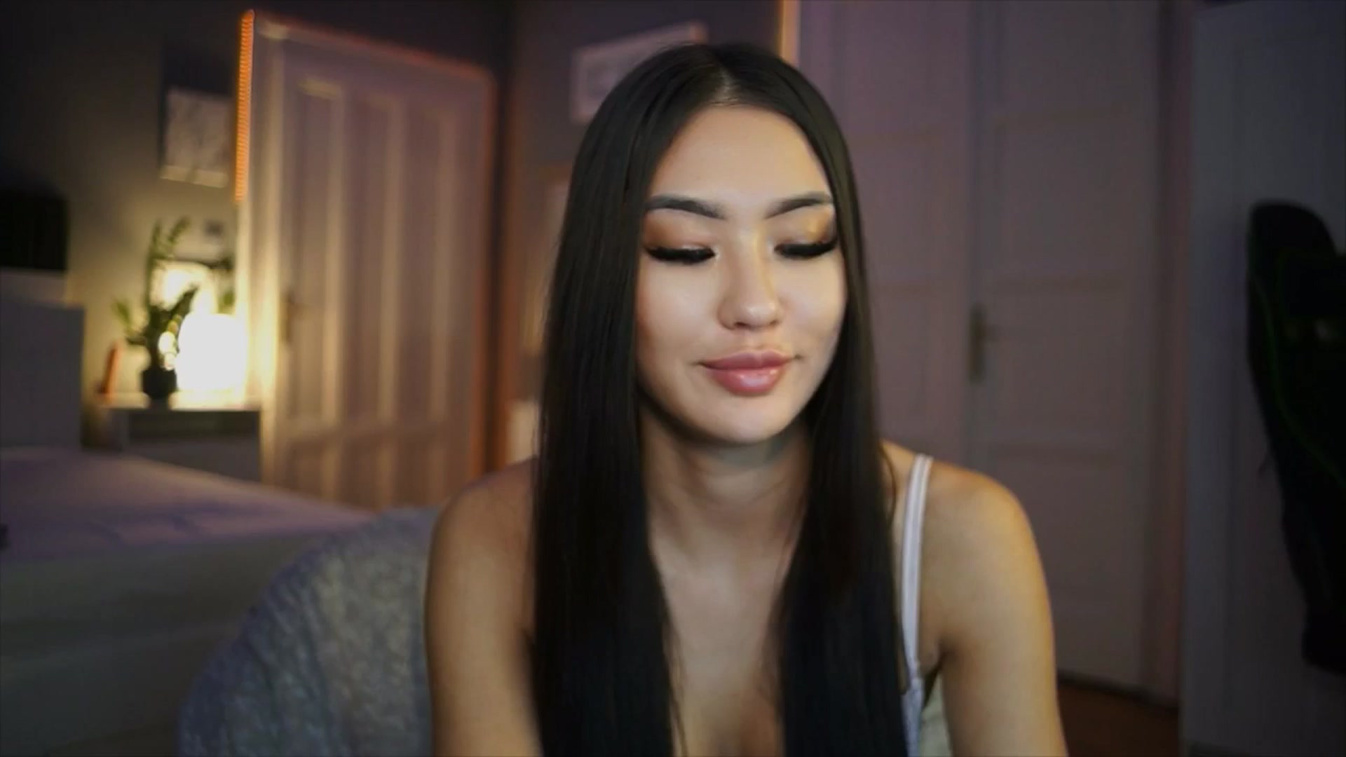 Gallery image thumbnail from SimpleMai's myfreecams stream on, 02/19/2026, 23:15 image 20 of 20