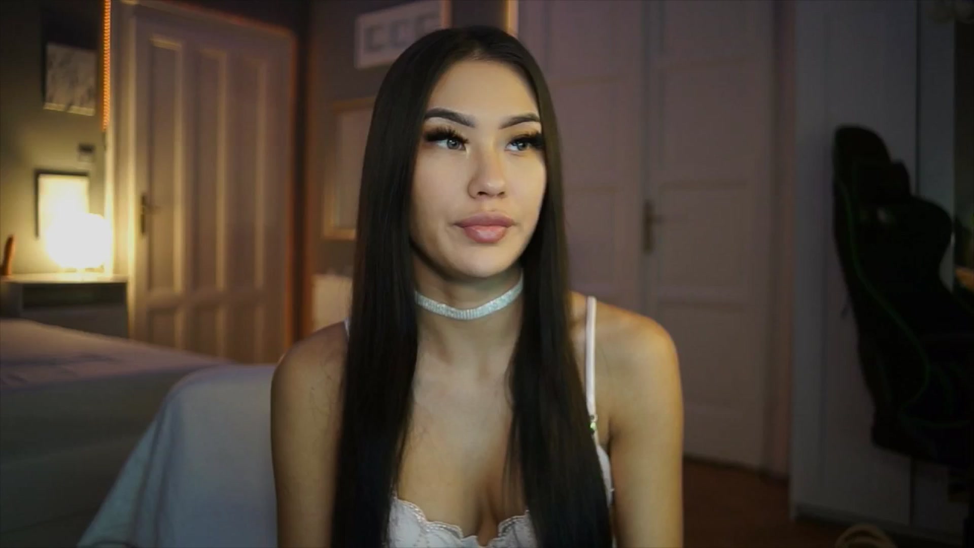 Gallery image thumbnail from SimpleMai's myfreecams stream on, 02/22/2026, 20:25 image 6 of 20