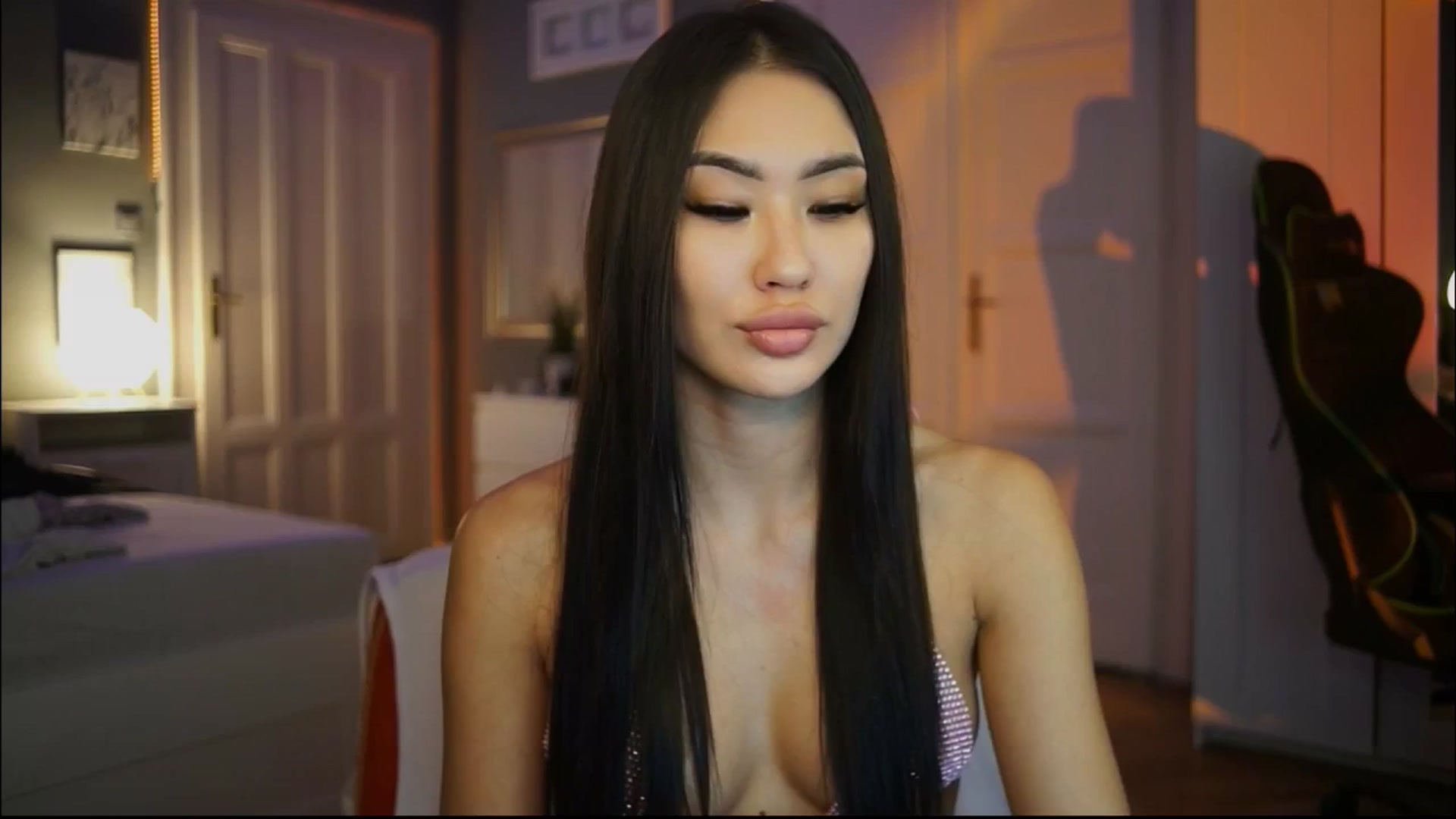 Gallery image thumbnail from SimpleMai's myfreecams stream on, 03/01/2026, 20:57 image 4 of 20