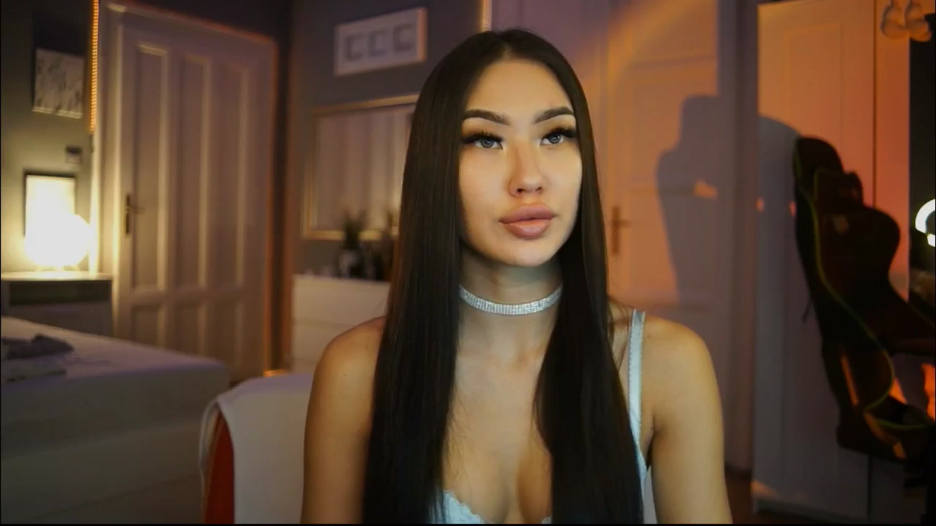 Gallery image thumbnail from SimpleMai's myfreecams stream on, 03/02/2026, 18:31 image 16 of 20
