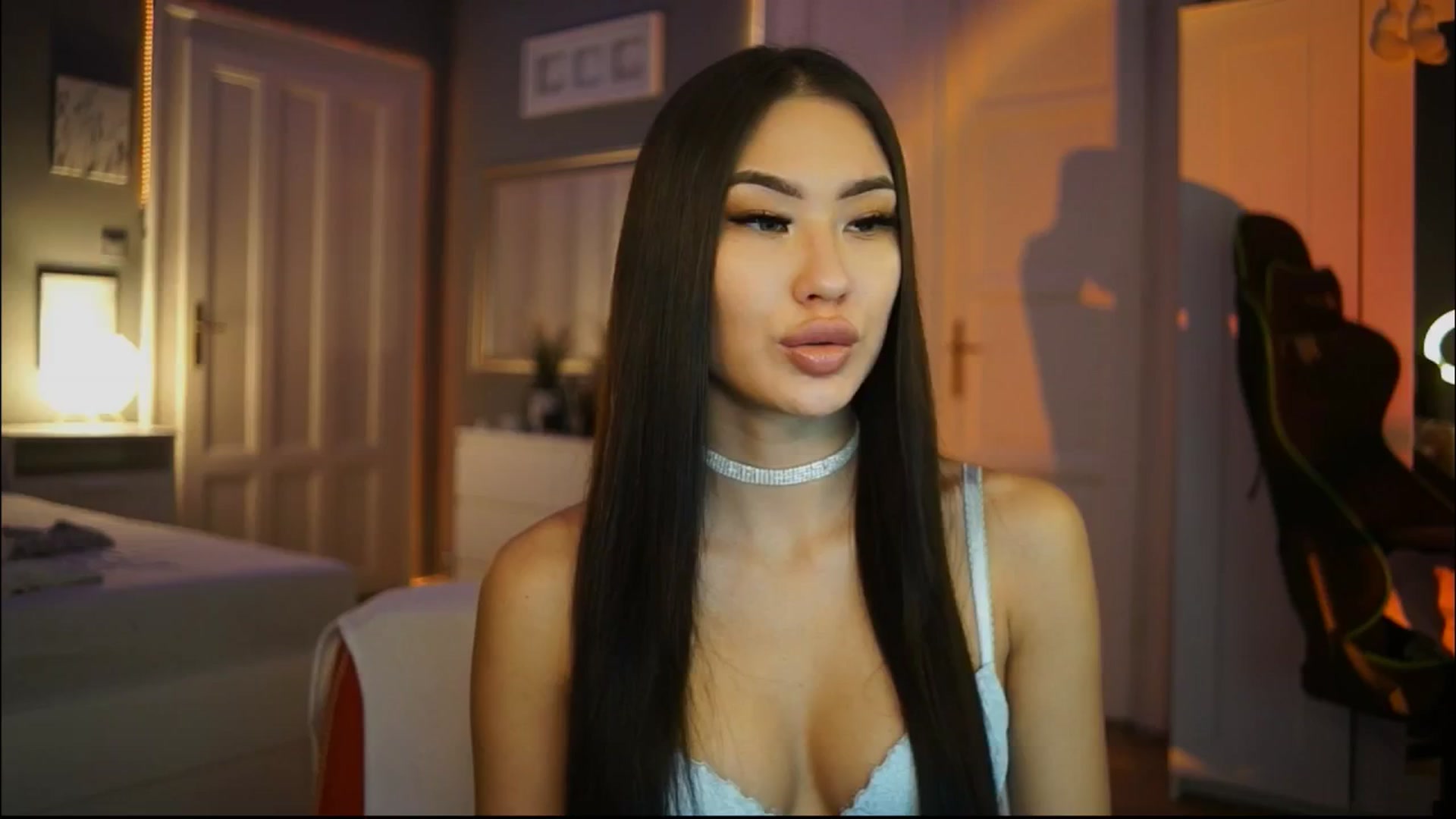 Gallery image thumbnail from SimpleMai's myfreecams stream on, 03/02/2026, 18:31 image 18 of 20